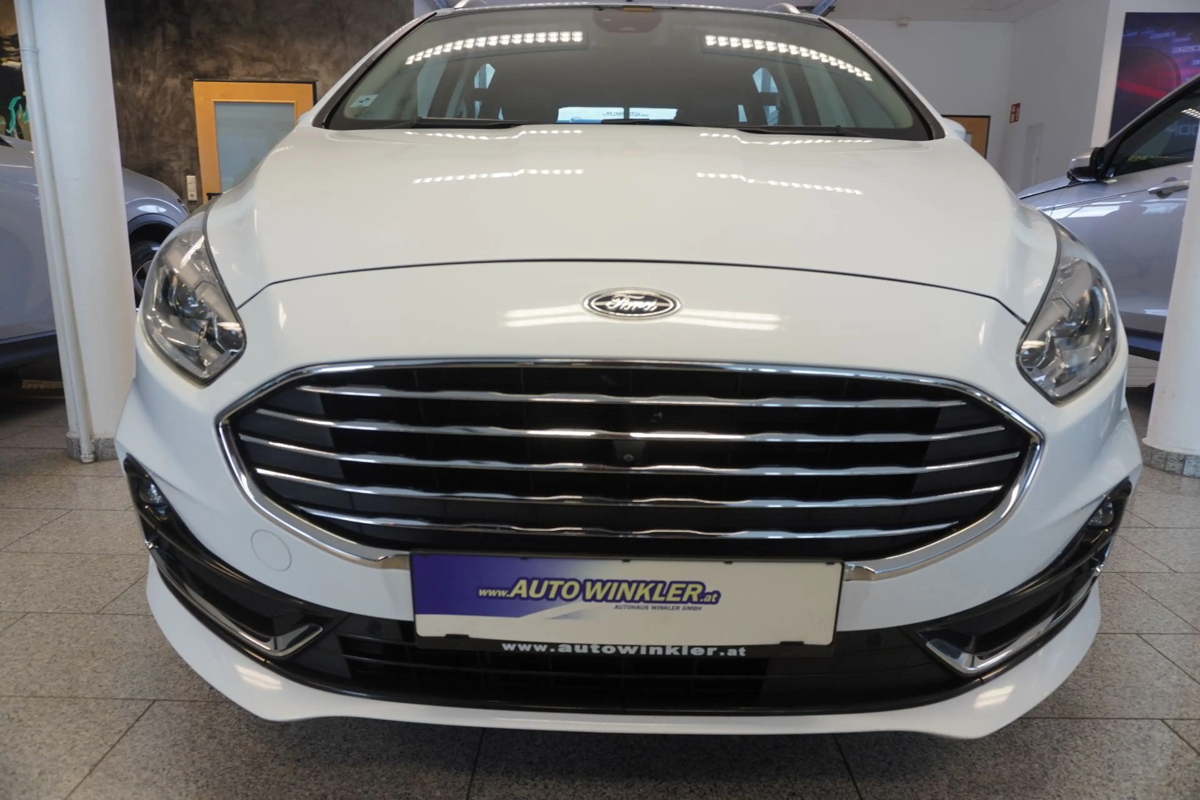 Ford Galaxy 2,0 AWD Titanium Aut. 7Sitze/Leder — photo 2