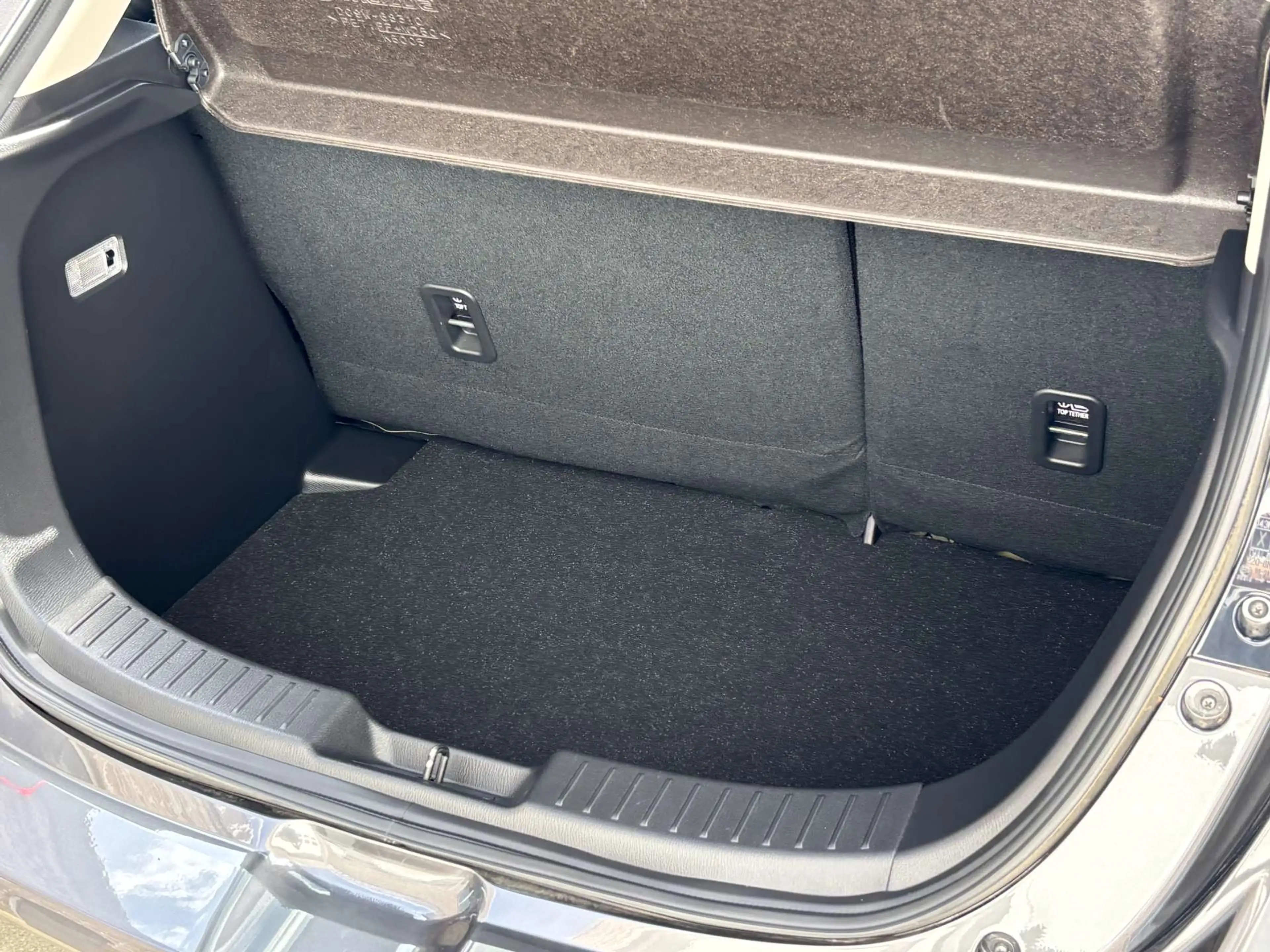 Mazda 2 2 1.5 SKY-G HOMURA / Automaat / 5500km / Fabriekswb — photo 9