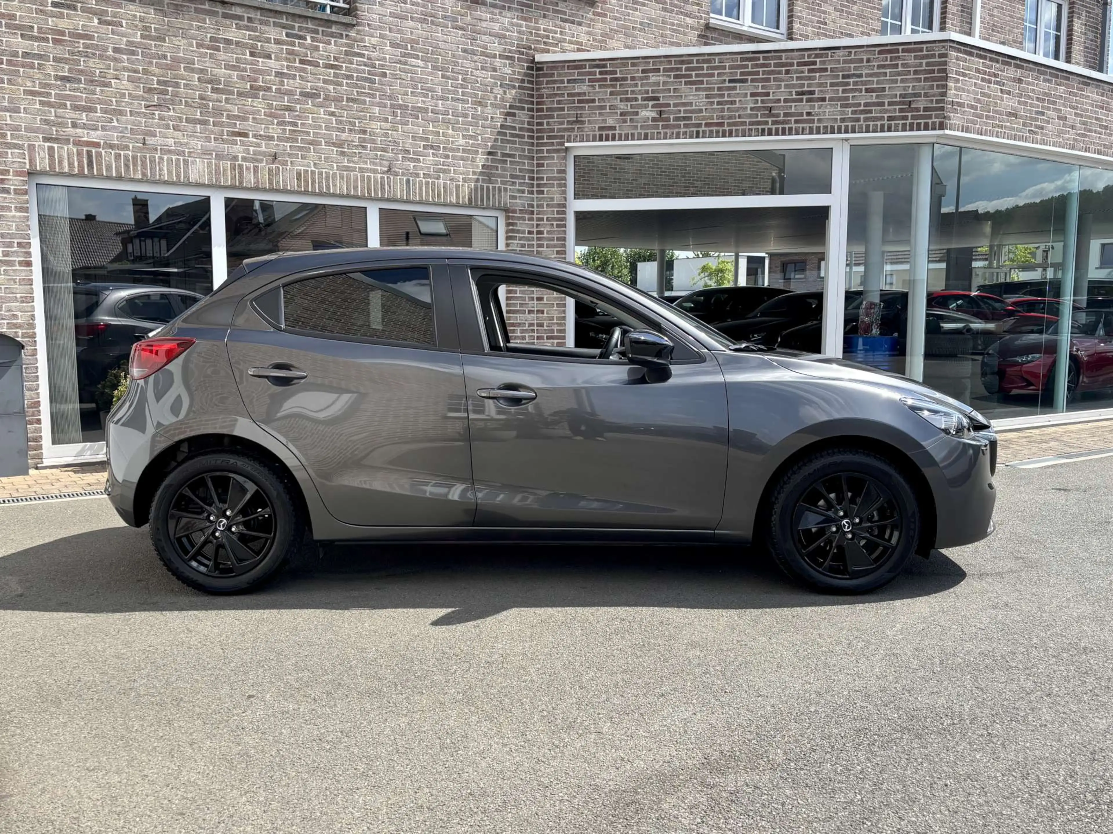 Mazda 2 2 1.5 SKY-G HOMURA / Automaat / 5500km / Fabriekswb — photo 6