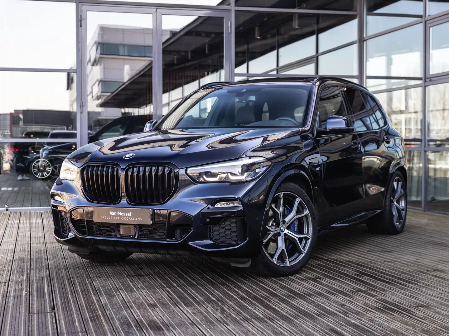 BMW X5 45E | M-PAKKET | PANORAMADAK | HEAD UP DISPLAY | H Noir - 2