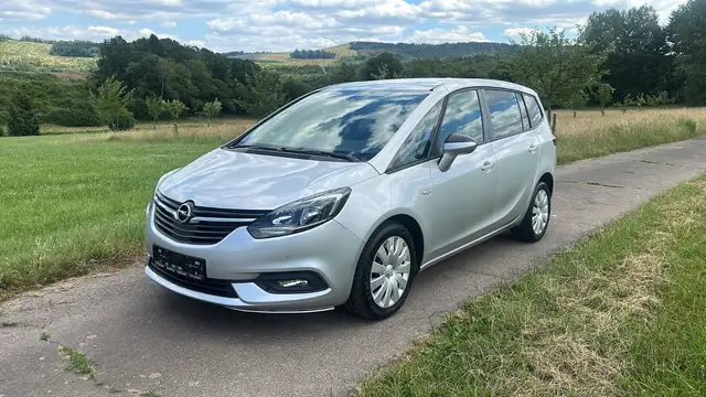 Opel Zafira C Edition Automatik 170ps
