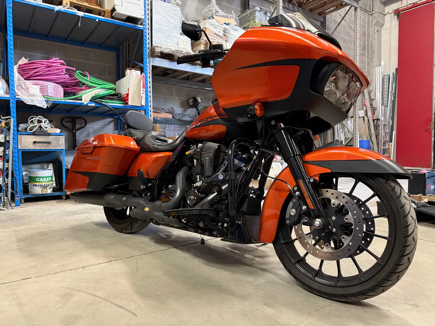 Harley-Davidson Road Glide Special color Naranja - 2