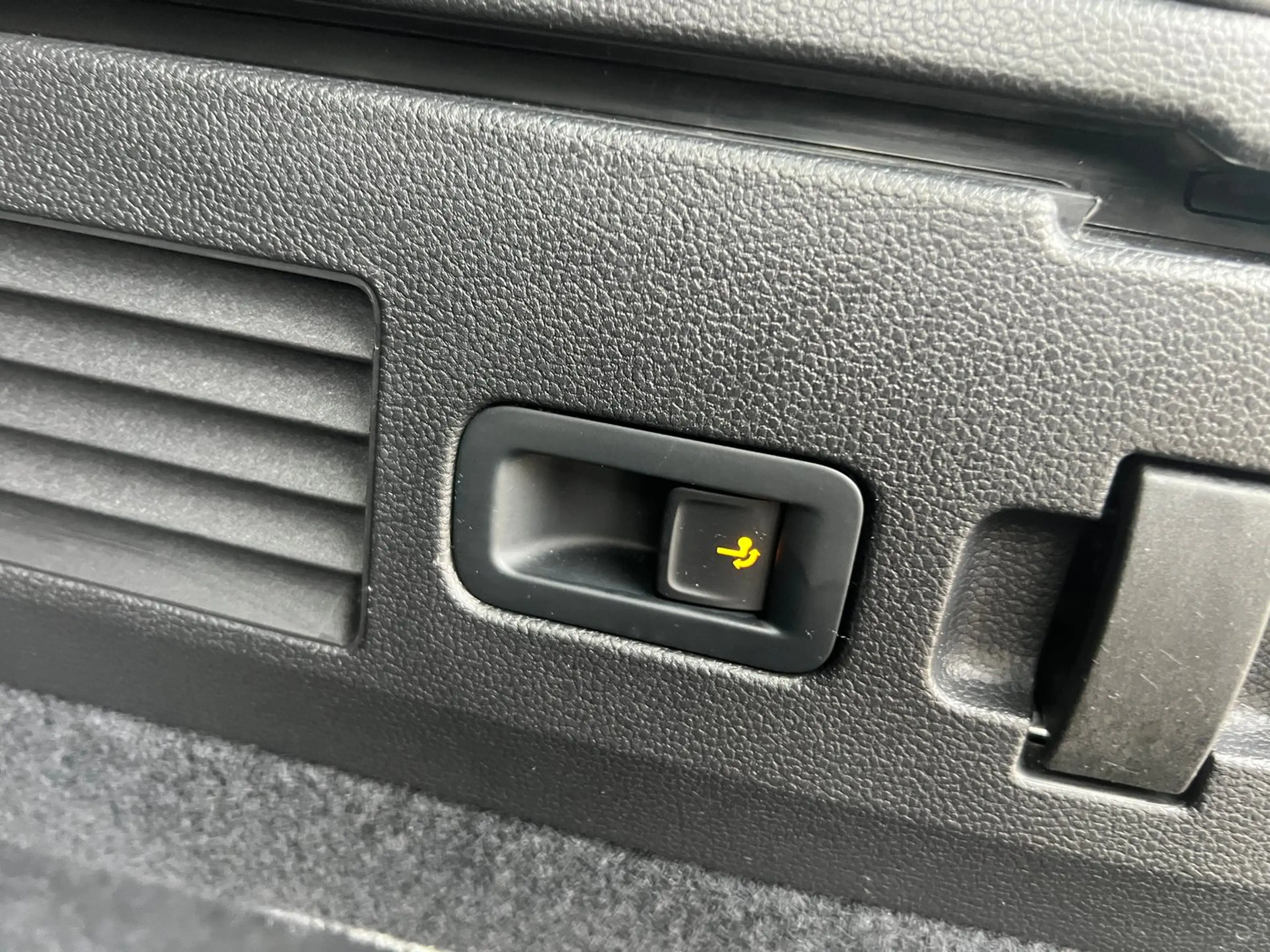 Volkswagen Arteon R-Line TDI DSG — photo 7