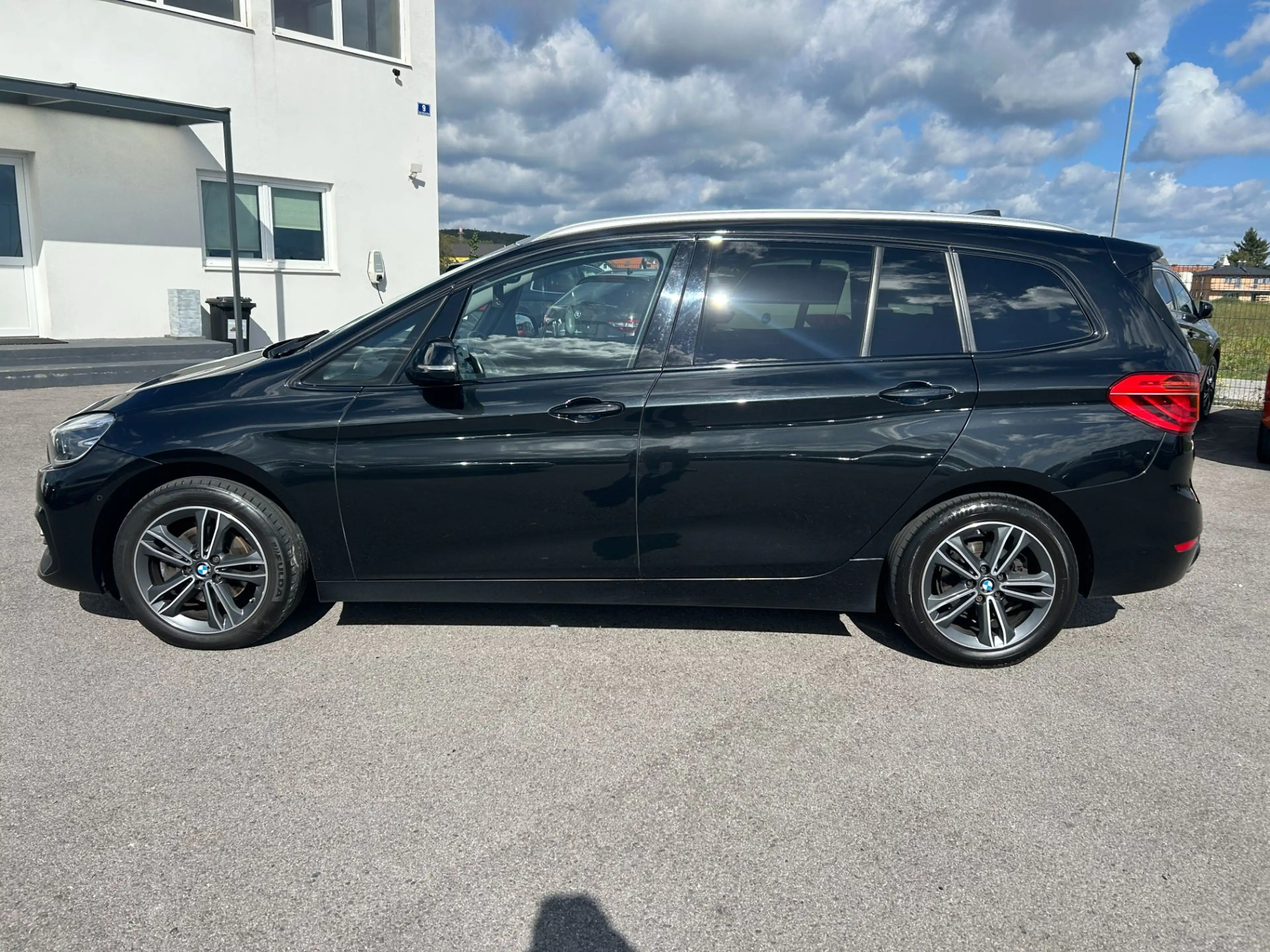 BMW 216 d Gran Tourer Sport Line — photo 5