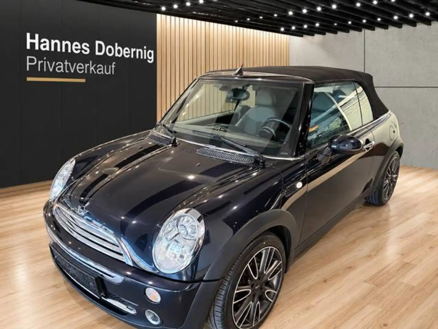 MINI Cooper Cabrio MINI COOPER Cabrio Austrian Chili Austrian Chili Schwarz - 1