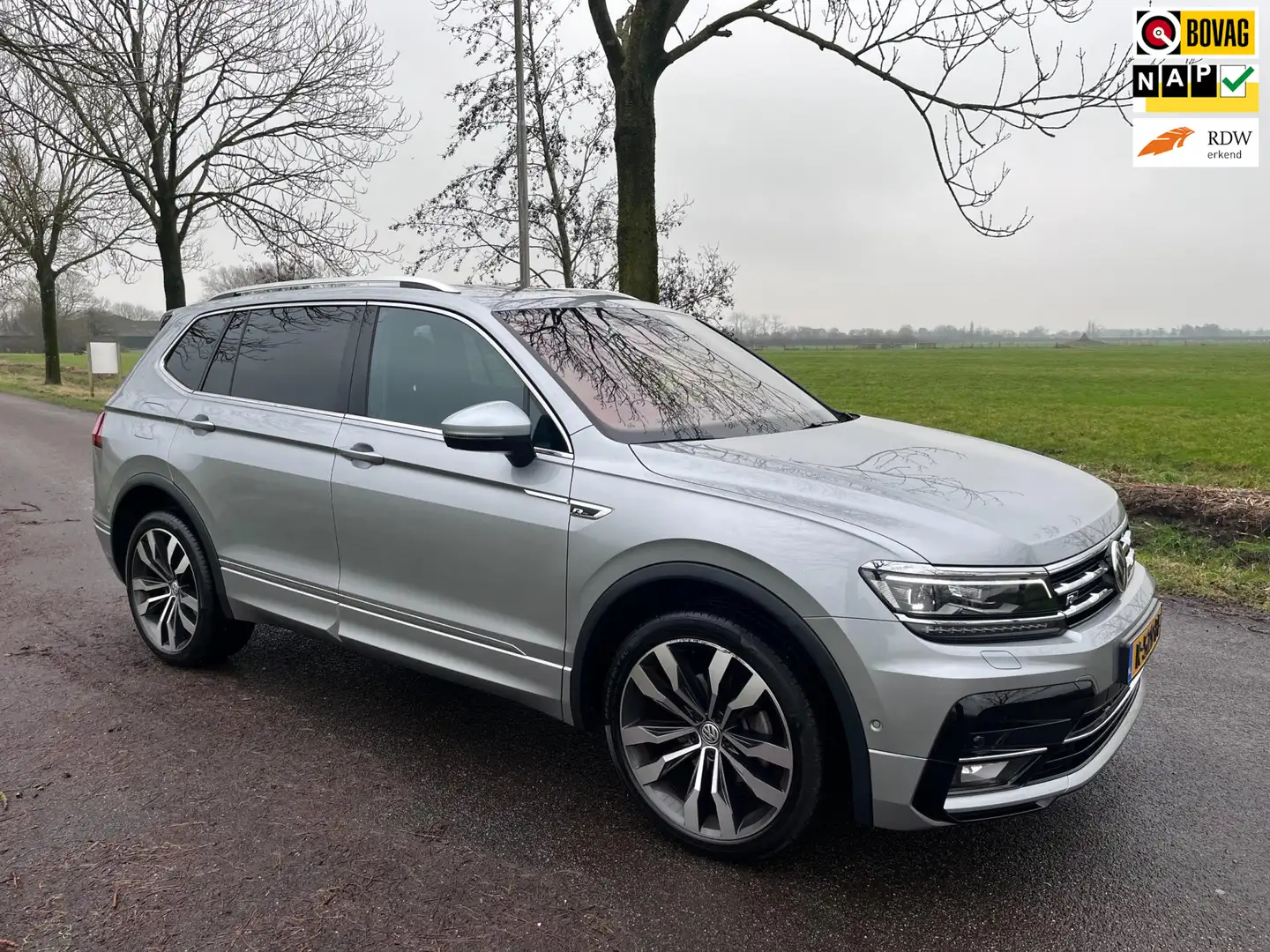Volkswagen Tiguan Allspace 1.5 TSI Highline Business R 7p. Pano , 1e eig , tr Gris - 1