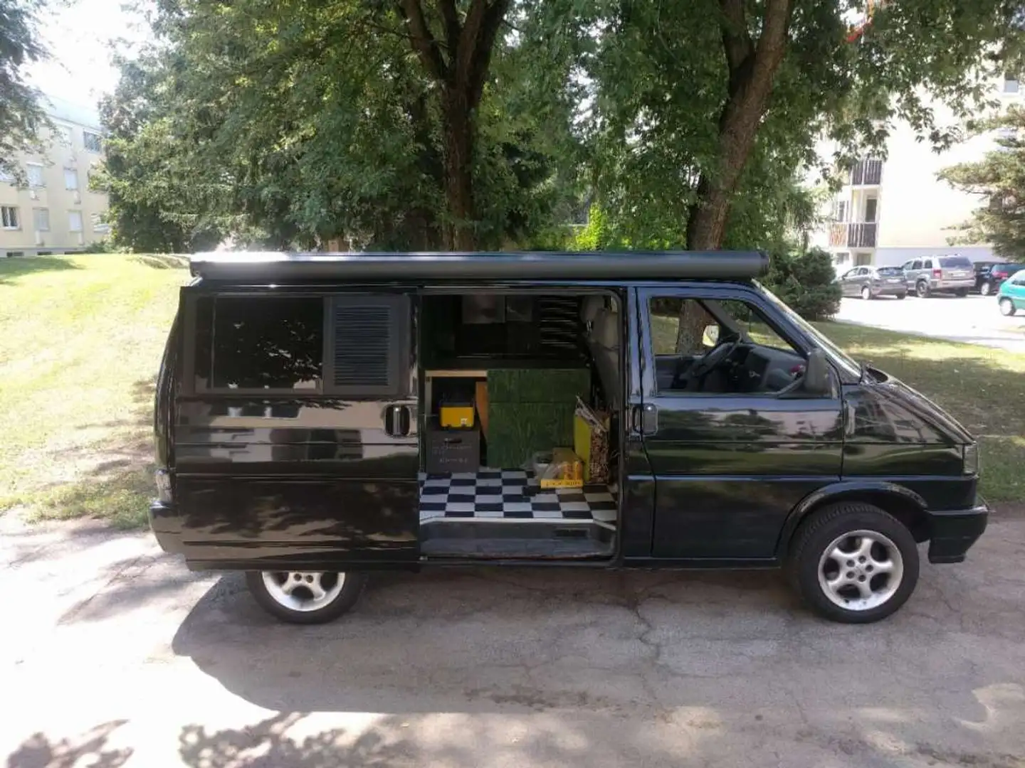 Volkswagen T4 Caravelle Caravelle 3-3-3 2,4 Ds. Schwarz - 2