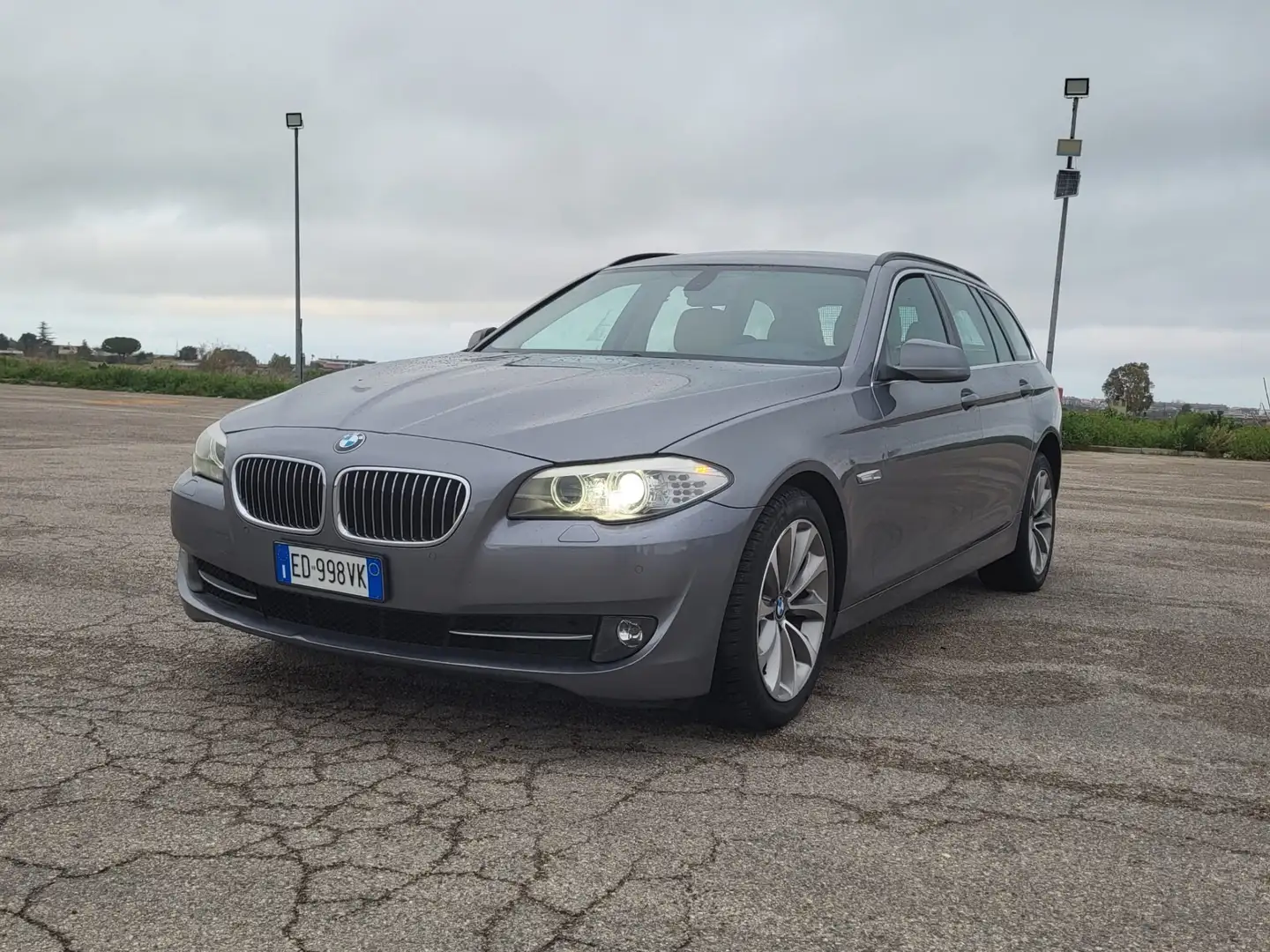 BMW 520 520d Touring - 1
