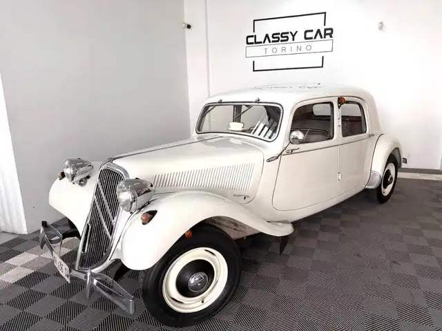 Citroen 11b Traction Avant