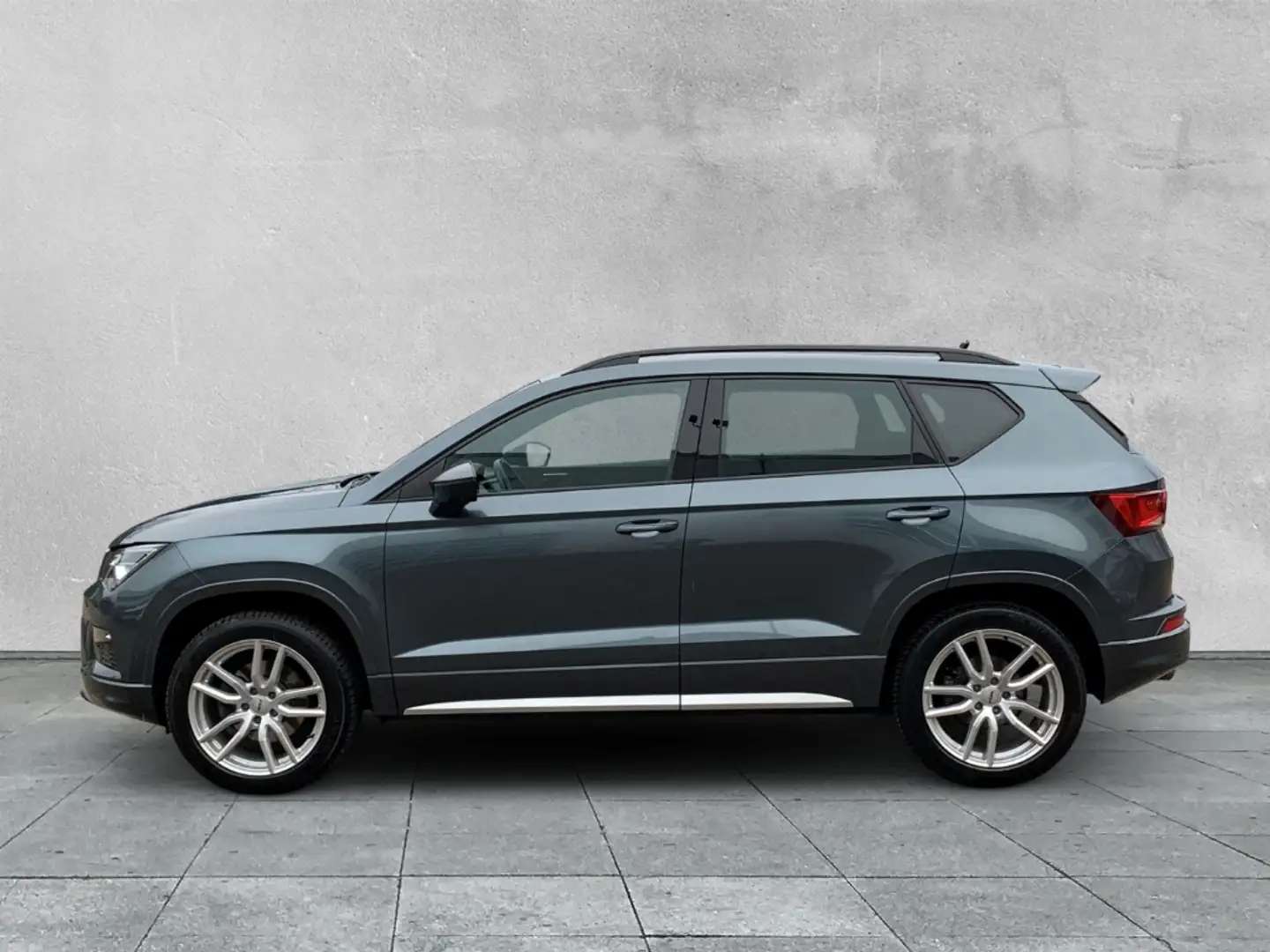 SEAT Ateca FR 4Drive 2.0 TSi LED+NAVI+AHK+PANO+KAMERA Grau - 2