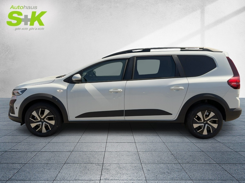 Dacia Jogger Expression TCe 110 7-Sitzer+NAVI+SHZG+CAM — photo 2