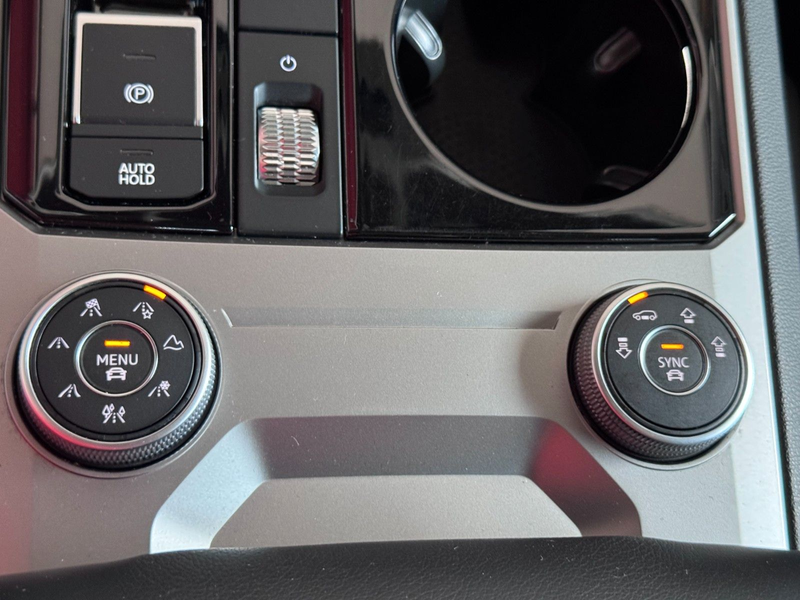 Volkswagen Touareg R Line Pano Luft Virtual ACC Matrix 21Zo — photo 13