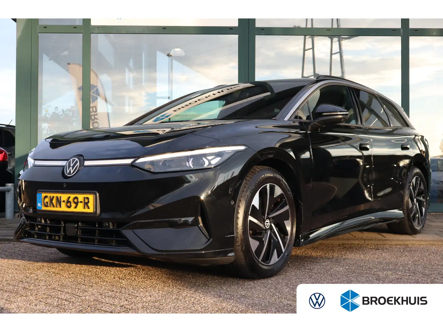 Volkswagen ID.7 Tourer 286PK Pro Business 77 kWh | Airco (automati Černá - 1