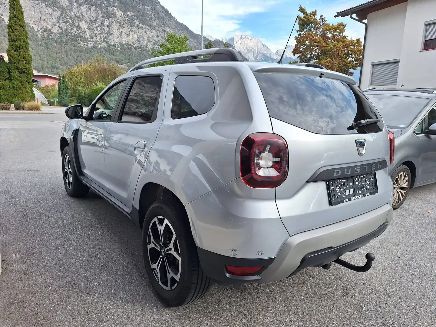 Dacia Duster Prestige 4WD/Allrad Anhängerkupplung Silber - 2