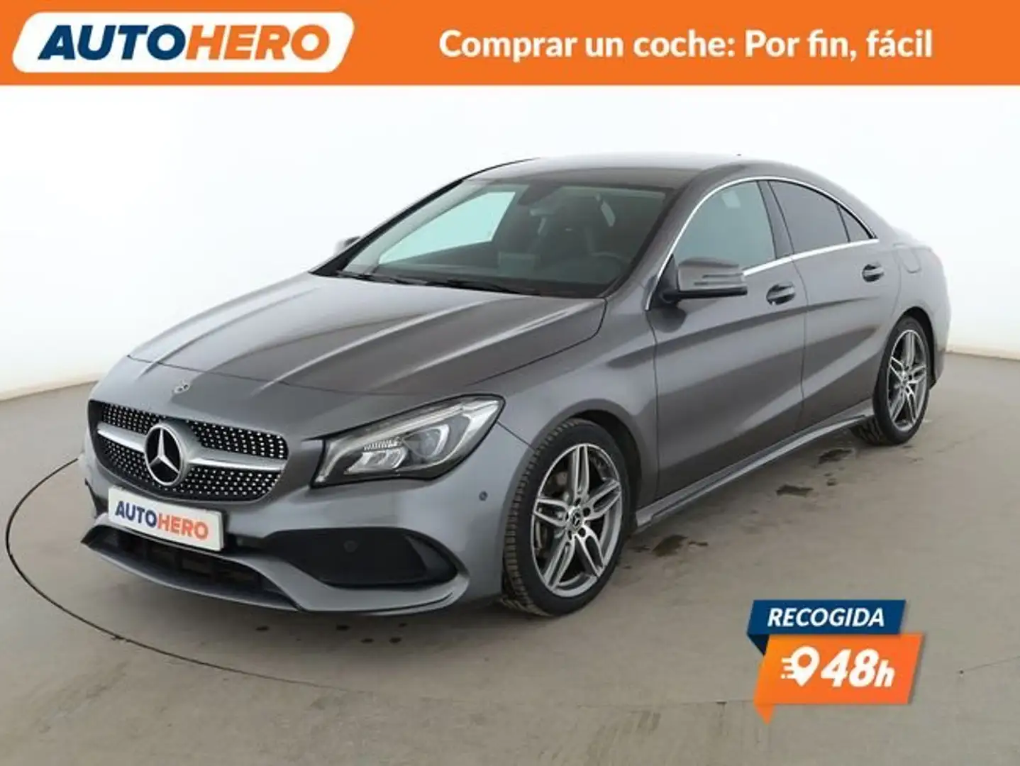 Mercedes-Benz CLA 200 AMG Line Gris - 1