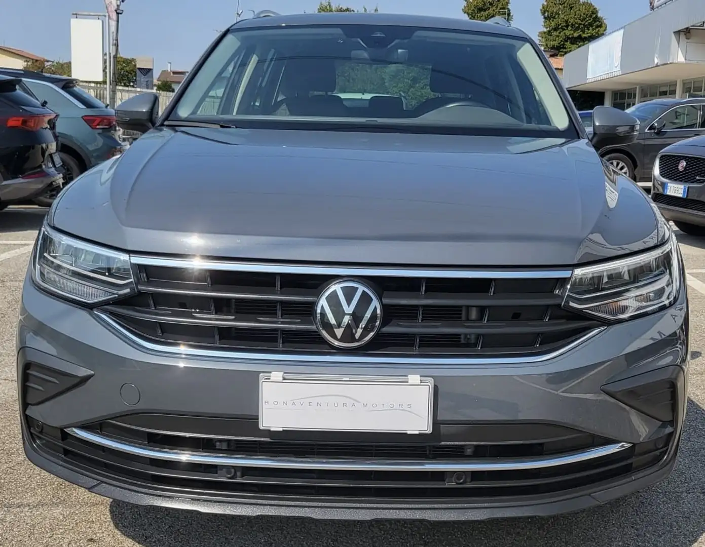 Volkswagen Tiguan 1.5 tsi Life 150cv dsg “PDC-NAVI-CRUISE” Grau - 2