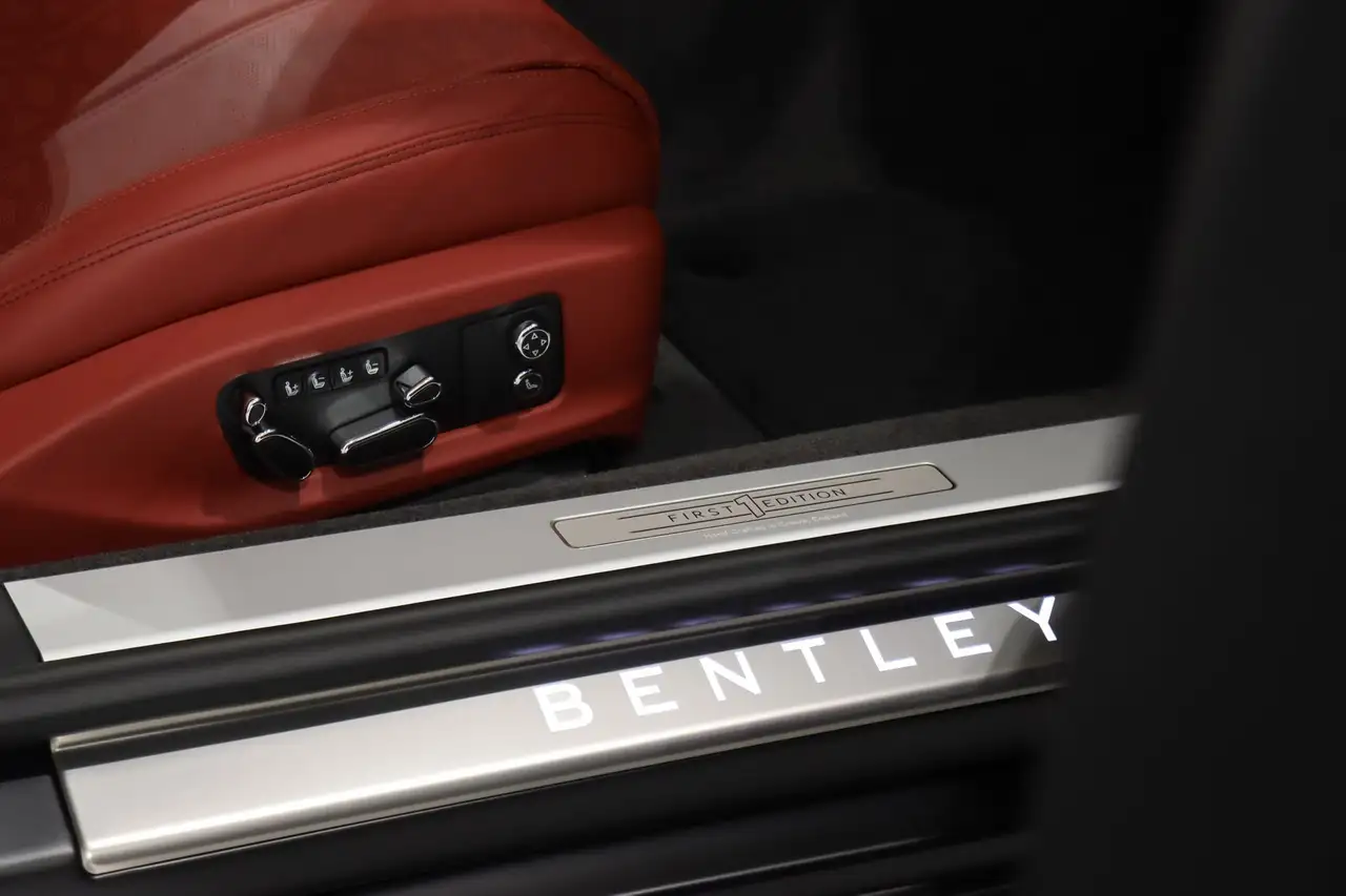 Bentley Continental GT 2025 — фото 11