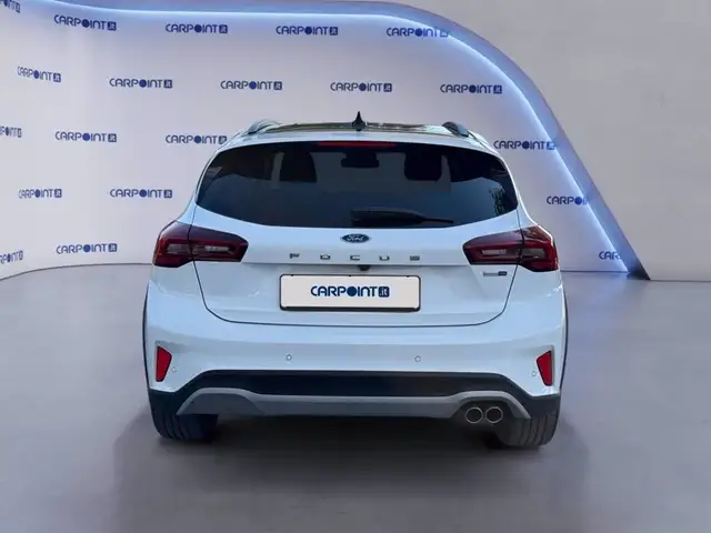 Ford Focus view 5