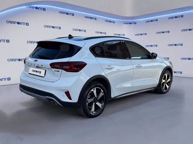 Ford Focus view 6