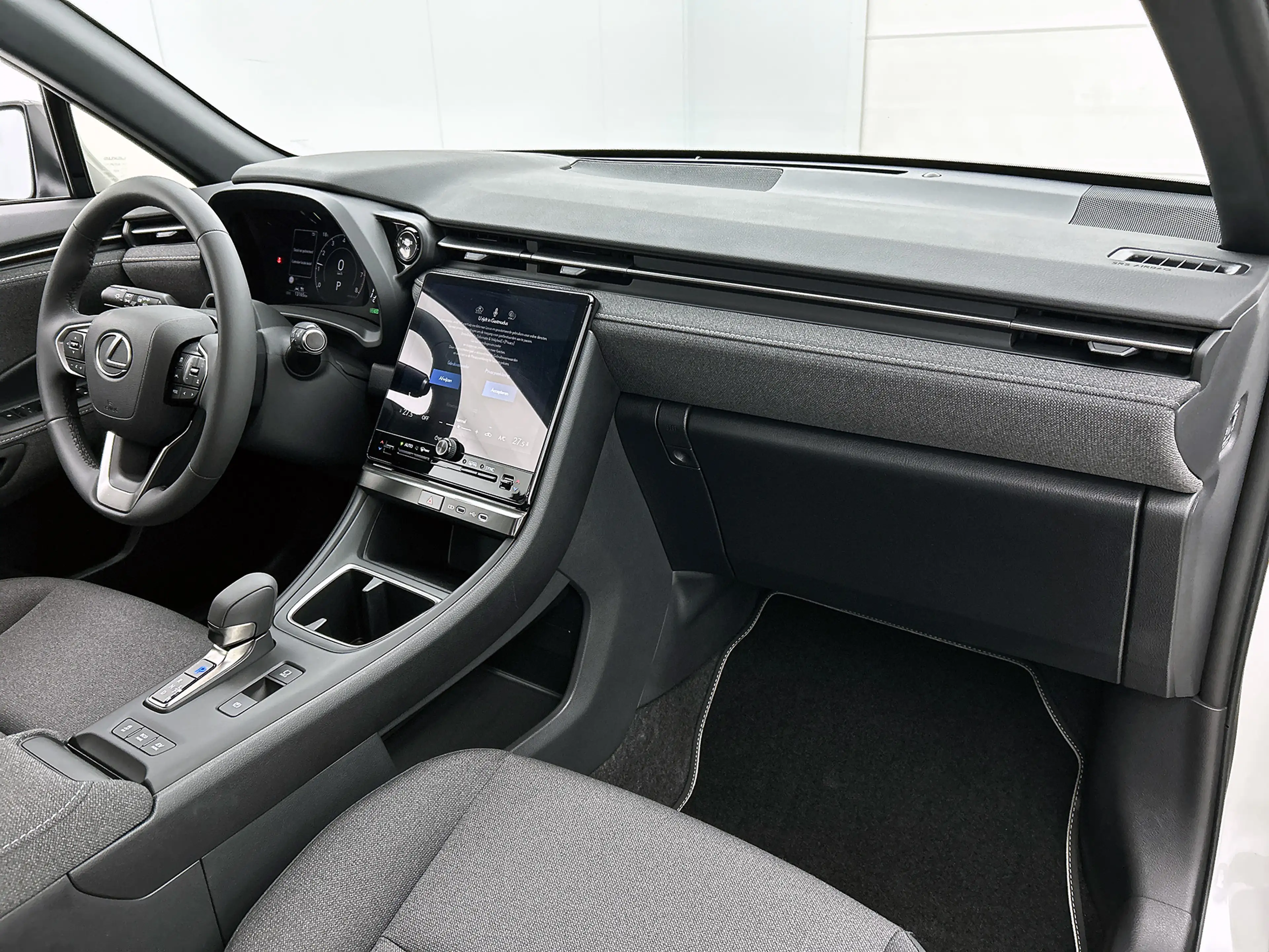 Lexus LBX 2WD | BTW Voertuig | Navigatie | Apple CarPlay/And — photo 6