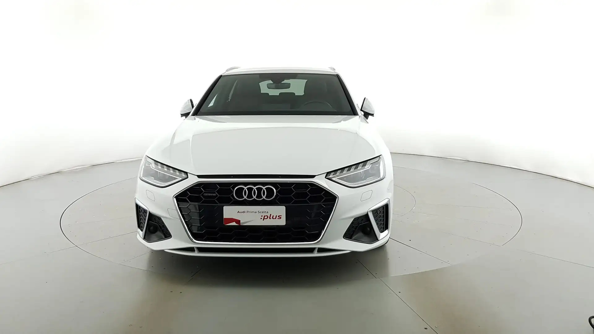 Audi A4 Avant 40 2.0 tdi mhev S line edition quattro 204cv Bianco - 2