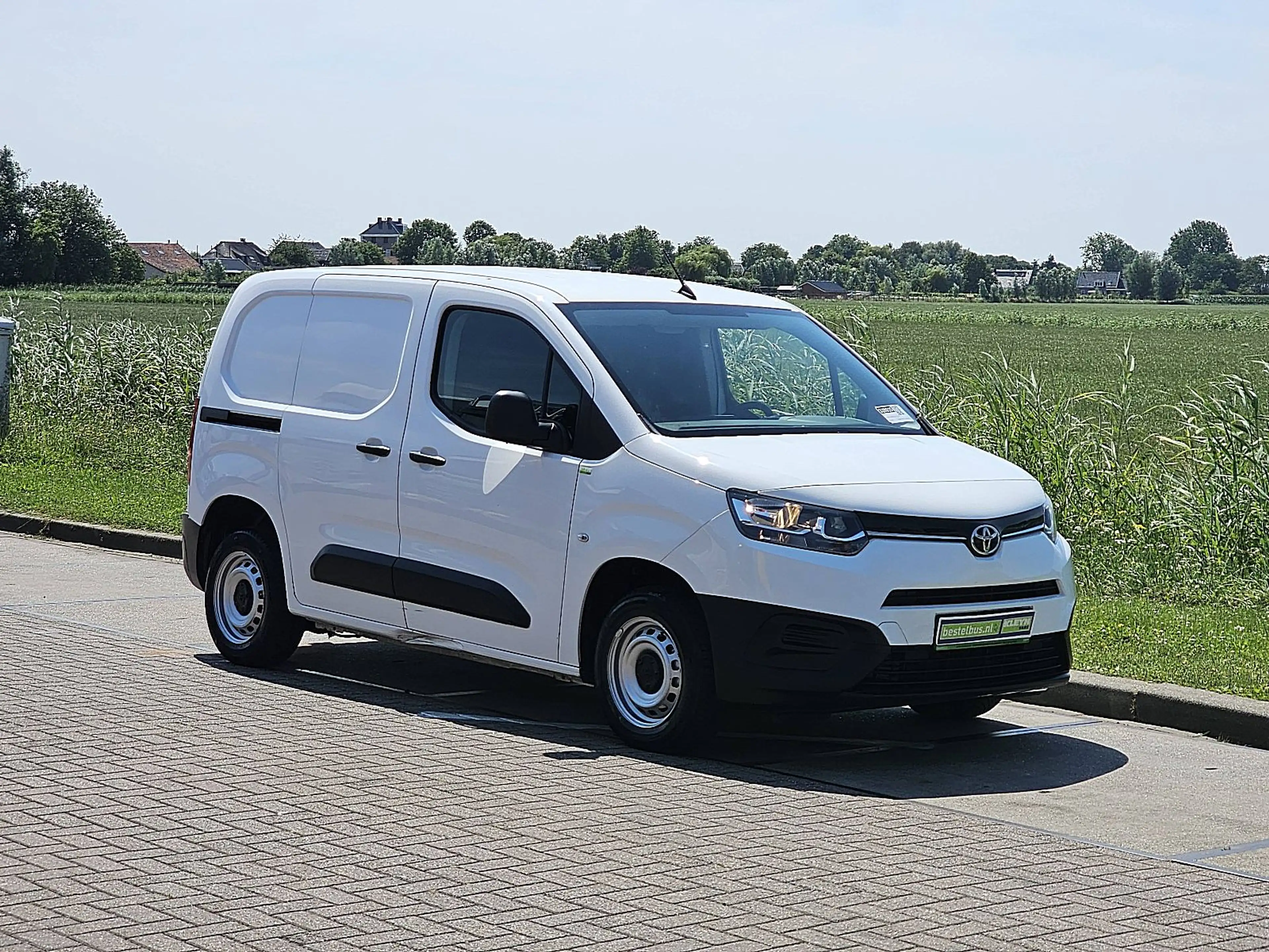 Toyota Proace City 1.5 D-4D Cool Comfort 1.5 L1 NAP Euro6 AC 102Pk 1e — photo 4