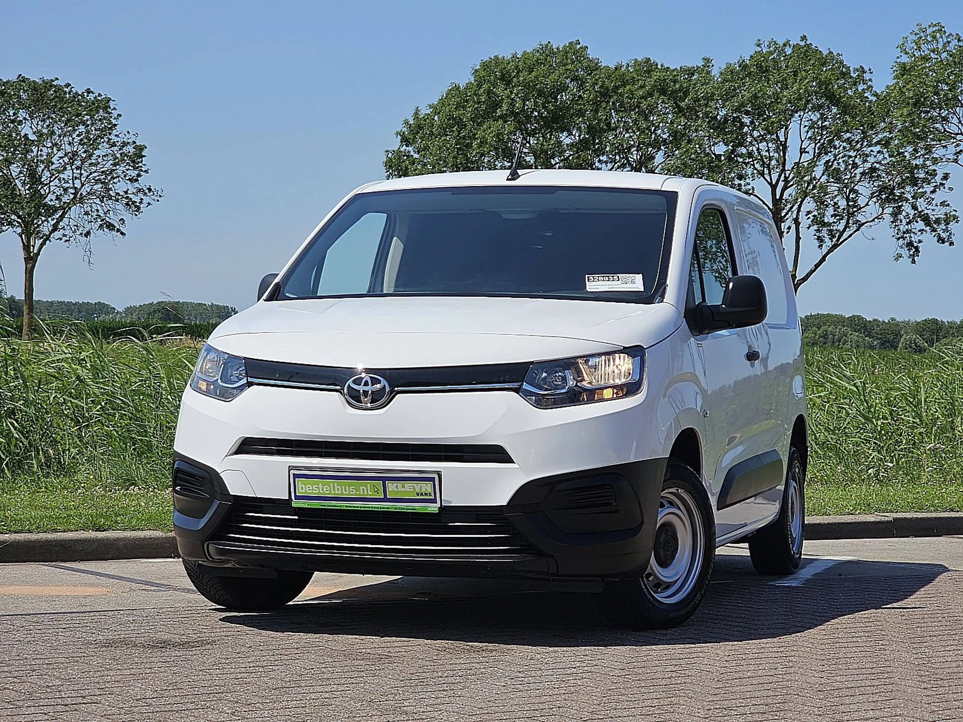Toyota Proace City 1.5 D-4D Cool Comfort 1.5 L1 NAP Euro6 AC 102Pk 1e — photo 2