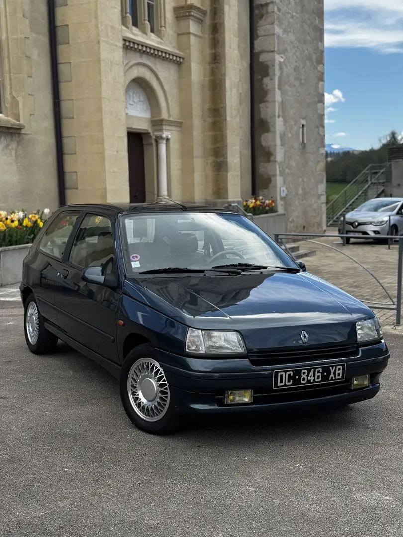Renault Clio 1.4i Baccara A - 1