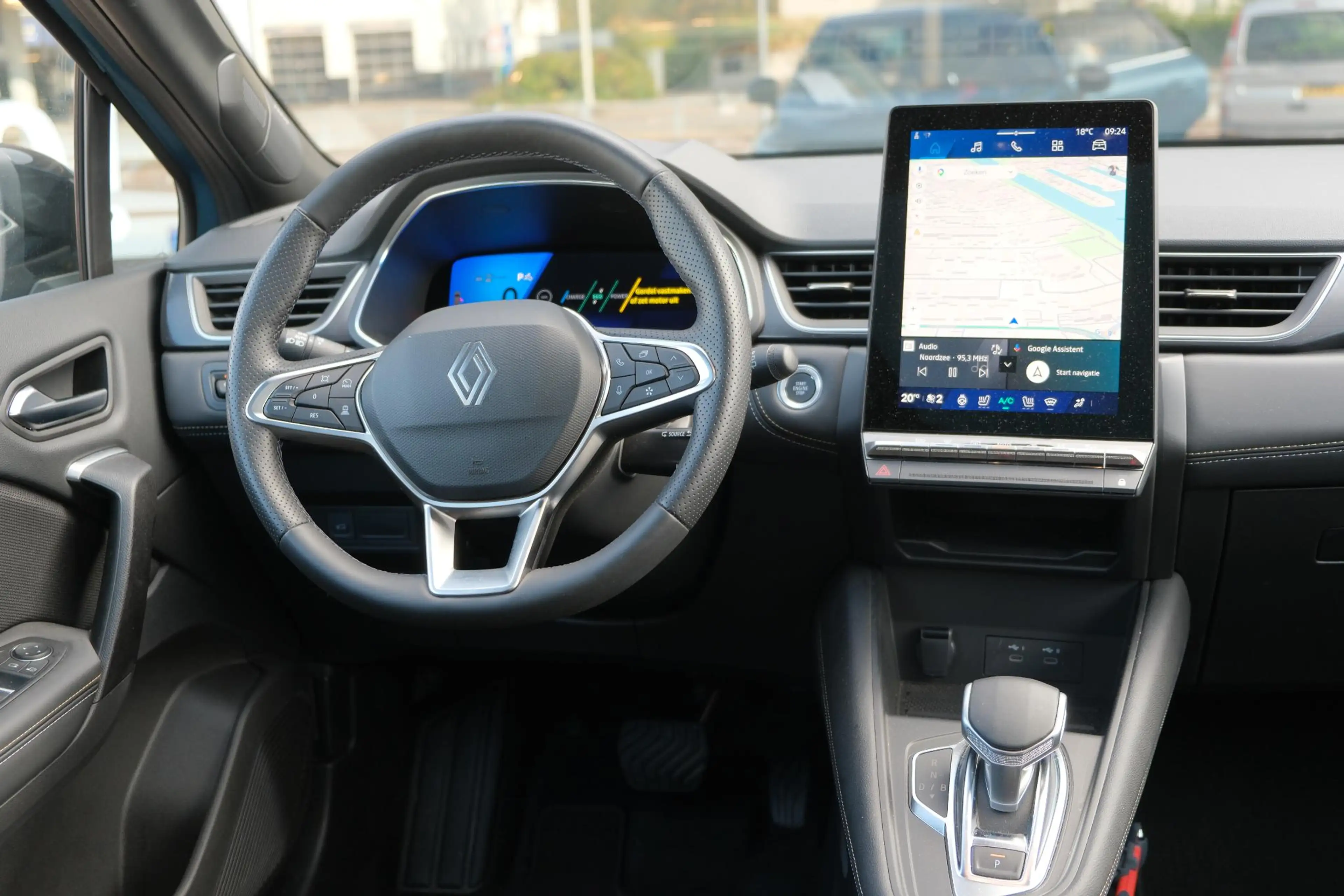 Renault Symbioz 1.6 E-Tech full hybrid 145pk iconic | Solarbay Pan — photo 7