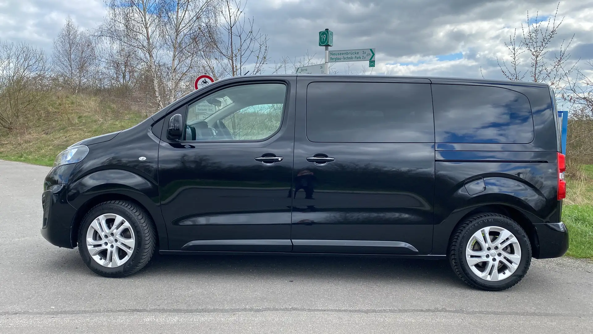 Opel Zafira Life Zafira Life 2.0 D L2 Edition Černá - 2