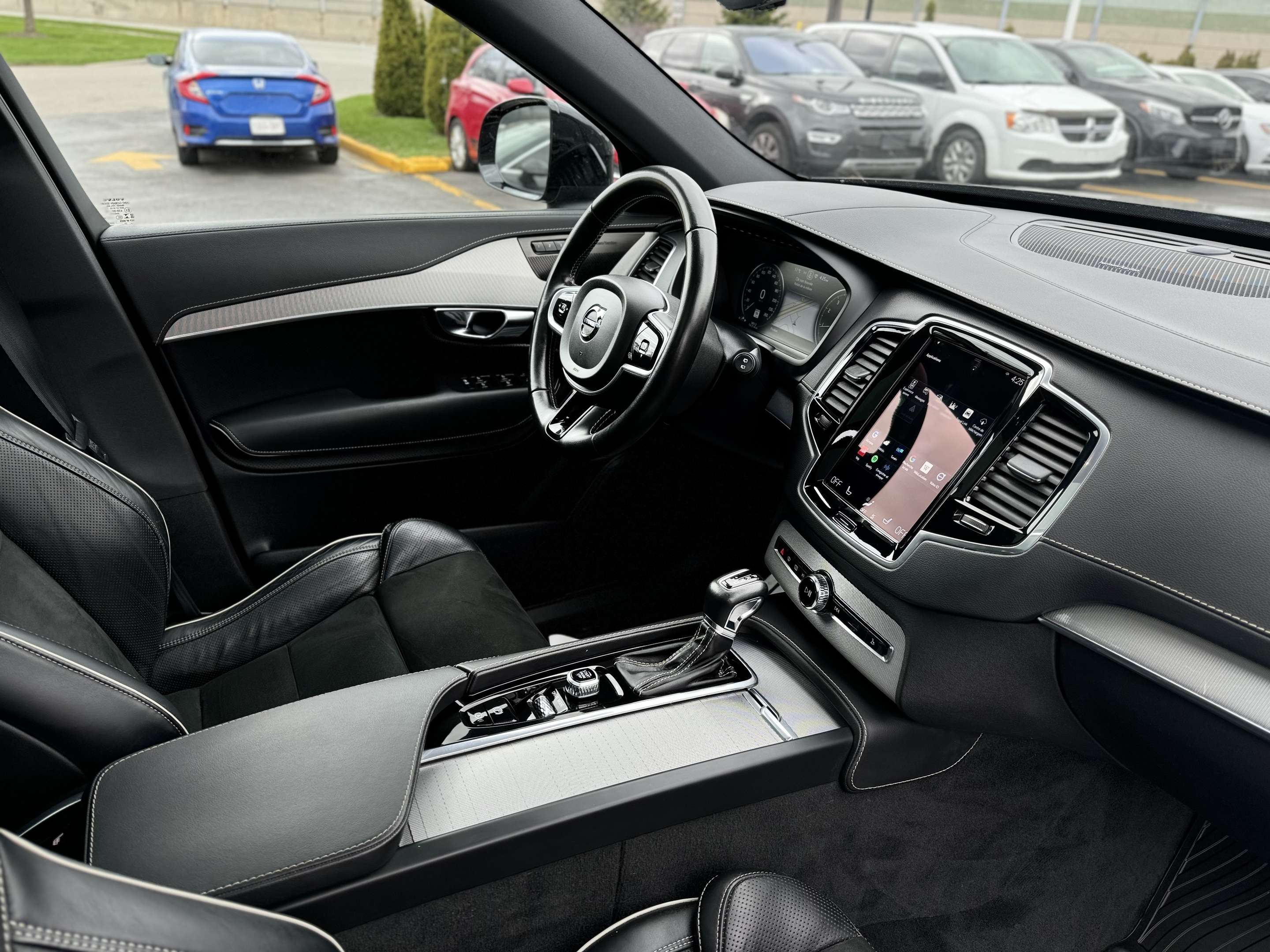 2021 Volvo XC90 T6 AWD R-Design 7-Seater thumb 26