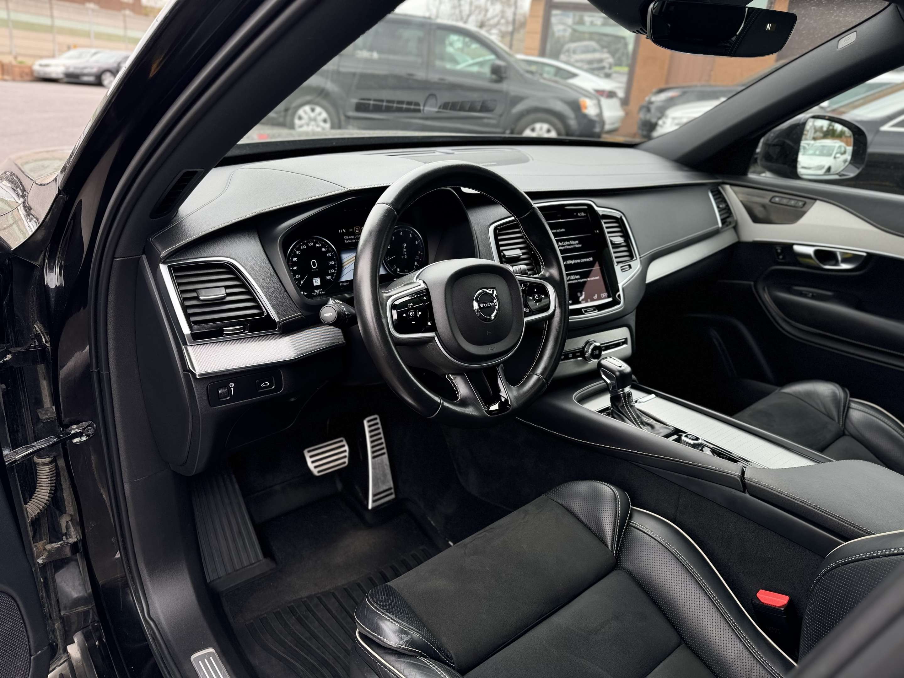 2021 Volvo XC90 T6 AWD R-Design 7-Seater thumb 28