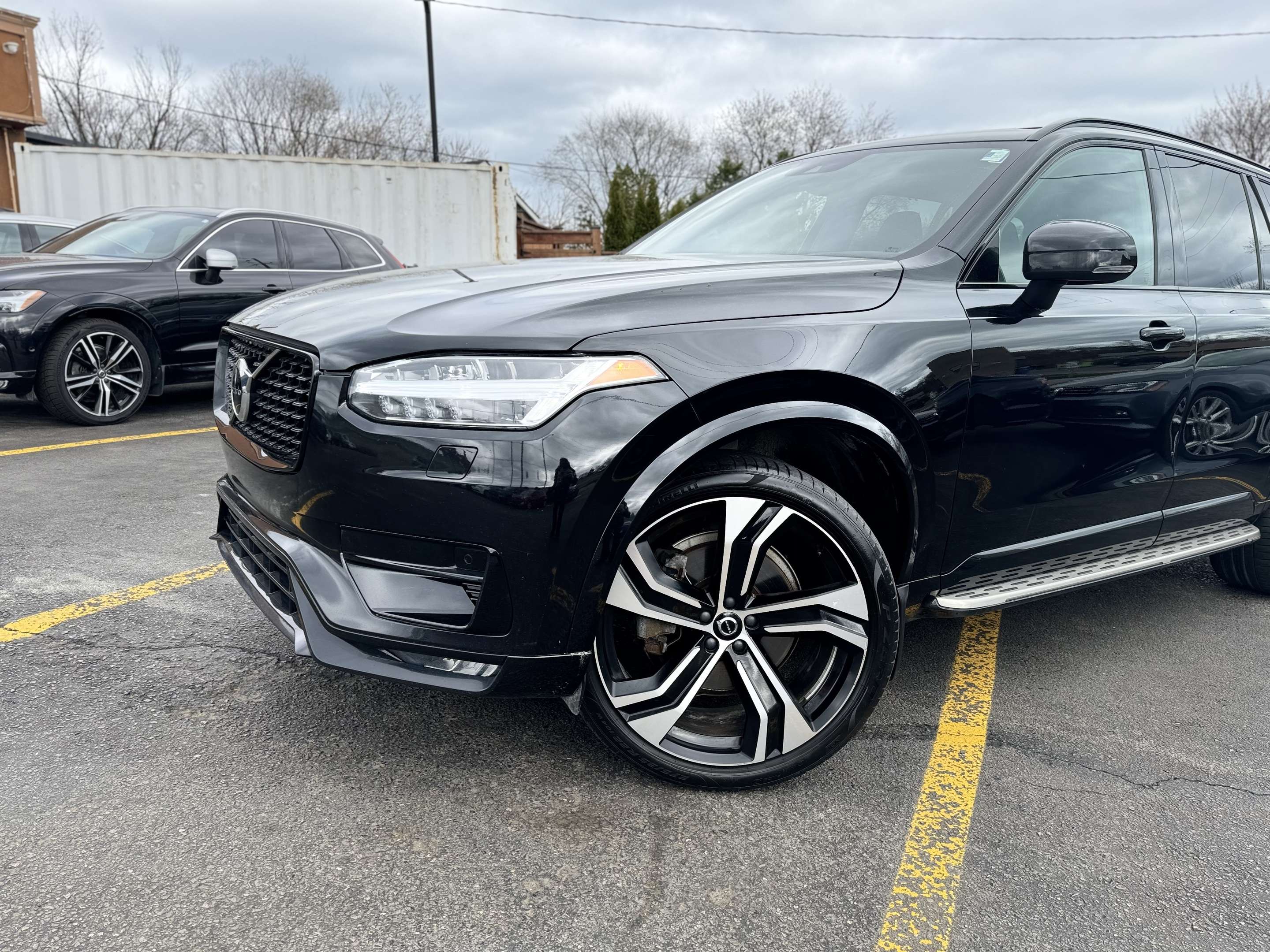 2021 Volvo XC90 T6 AWD R-Design 7-Seater thumb 11
