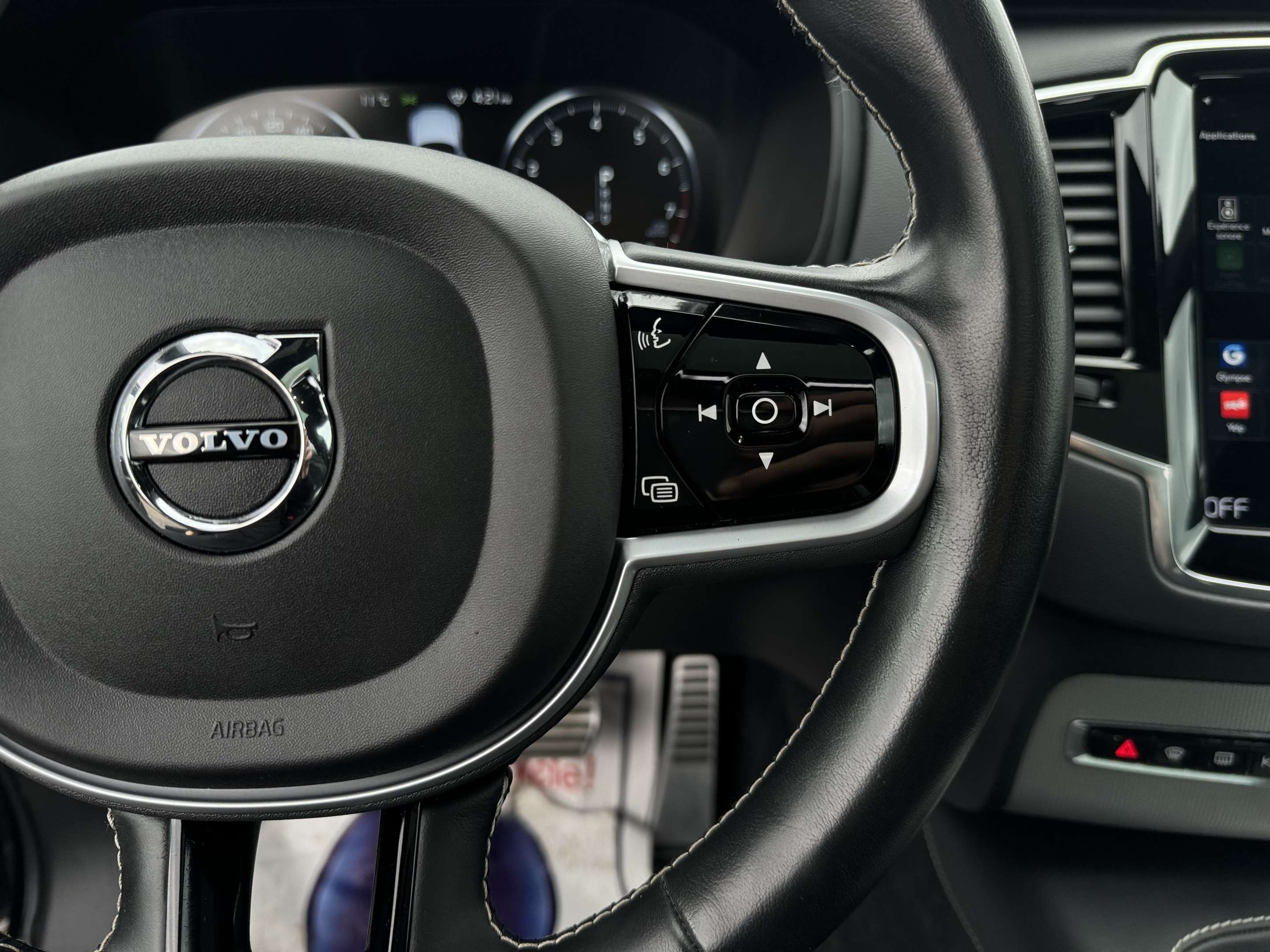 2021 Volvo XC90 T6 AWD R-Design 7-Seater thumb 37