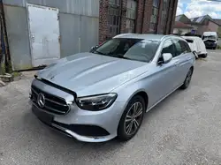 Mercedes-Benz E 220 E 220 d 9G TRONIC Avantgarde Navigation Plus Kamer