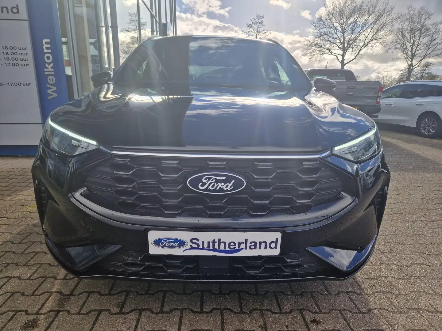 Ford Kuga 2.5 PHEV ST-Line 243 pk | Driver Assistance Pack | Zwart - 2