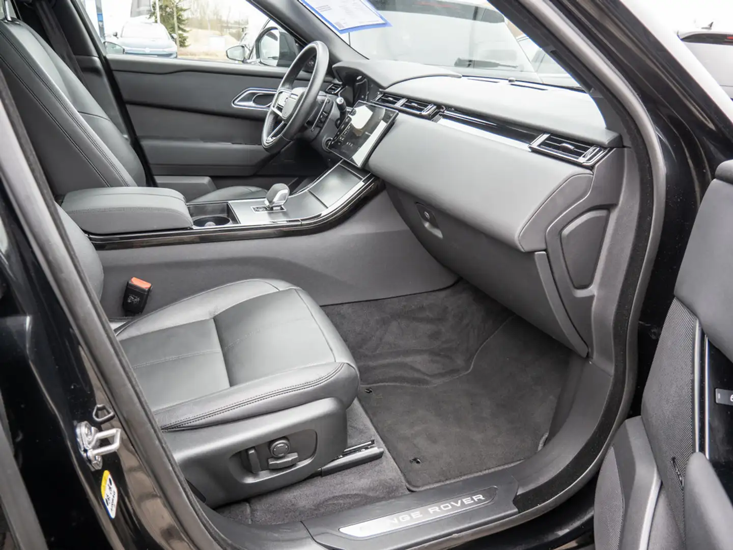 Land Rover Range Rover Velar D300 R-Dynamic SE ACC PANO Schwarz - 2