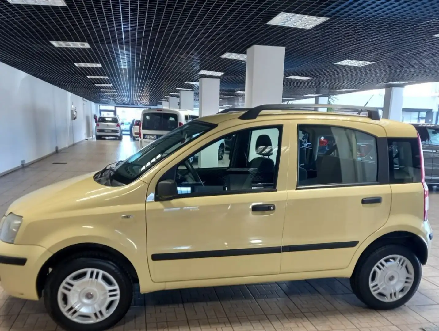 Fiat Panda 1.2 Dynamic Natural Power Žlutá - 2