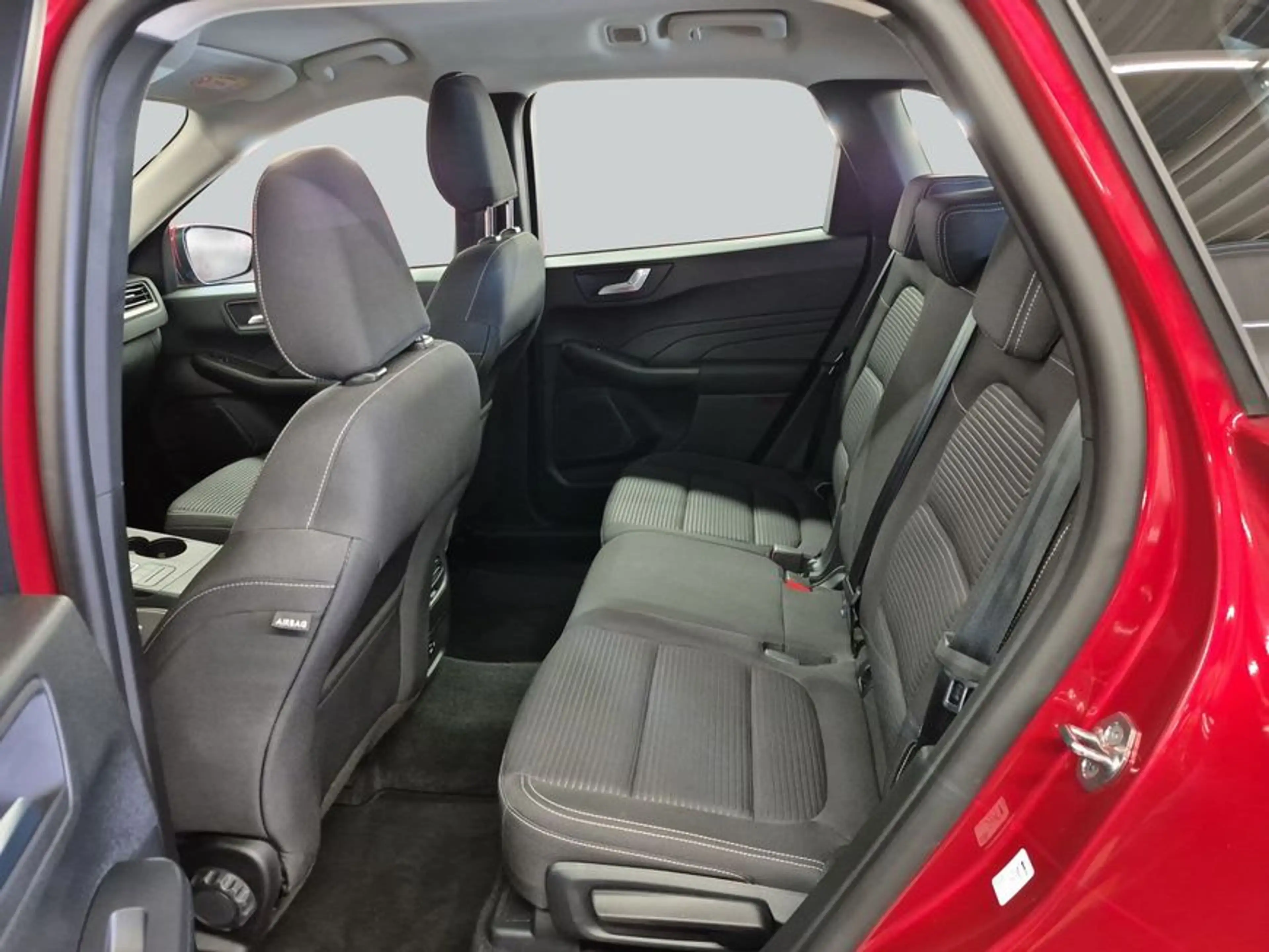 Ford Kuga 1.5 EcoBlue Aut. TITANIUM Winter-Paket — photo 11