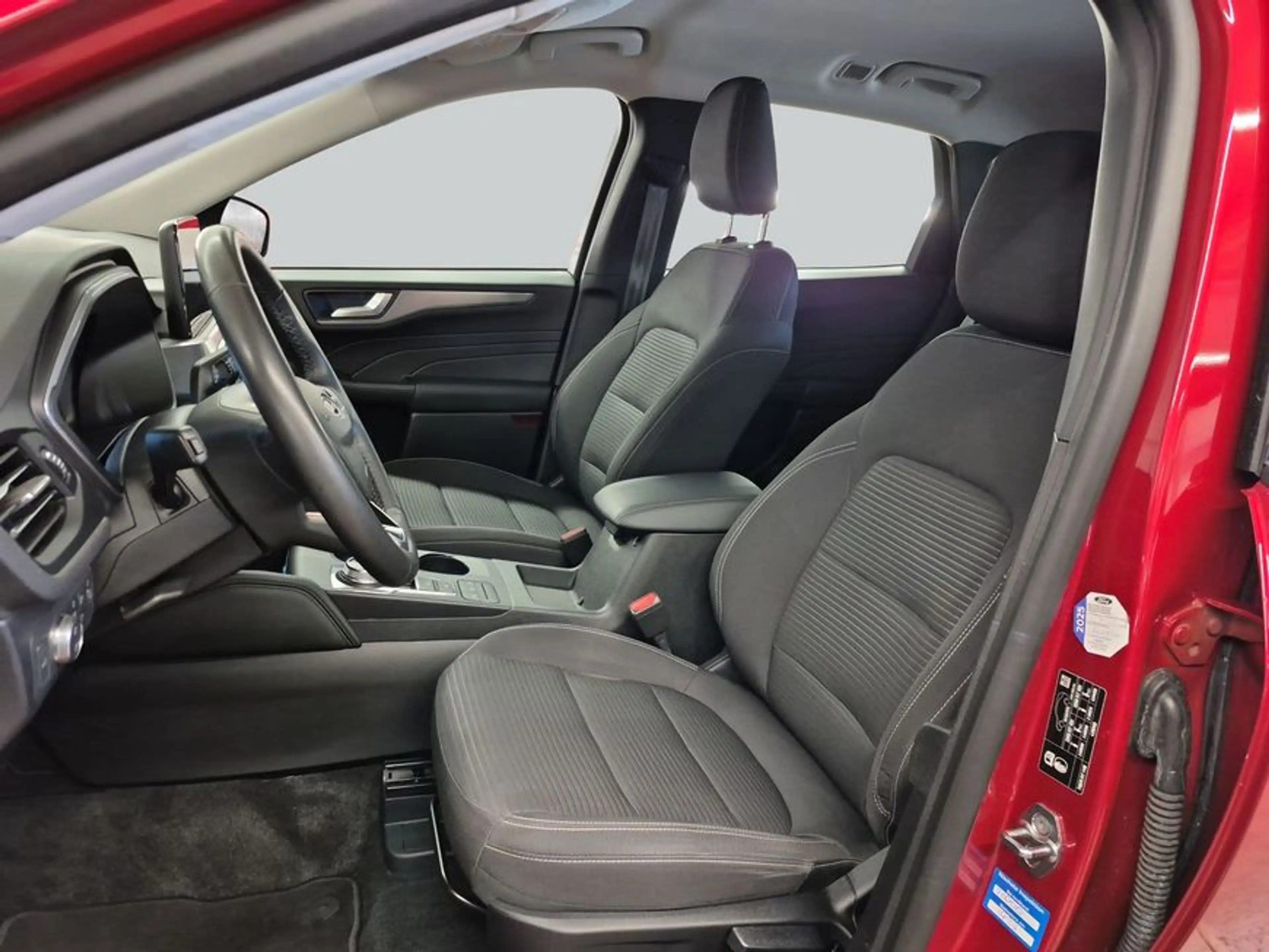 Ford Kuga 1.5 EcoBlue Aut. TITANIUM Winter-Paket — photo 10