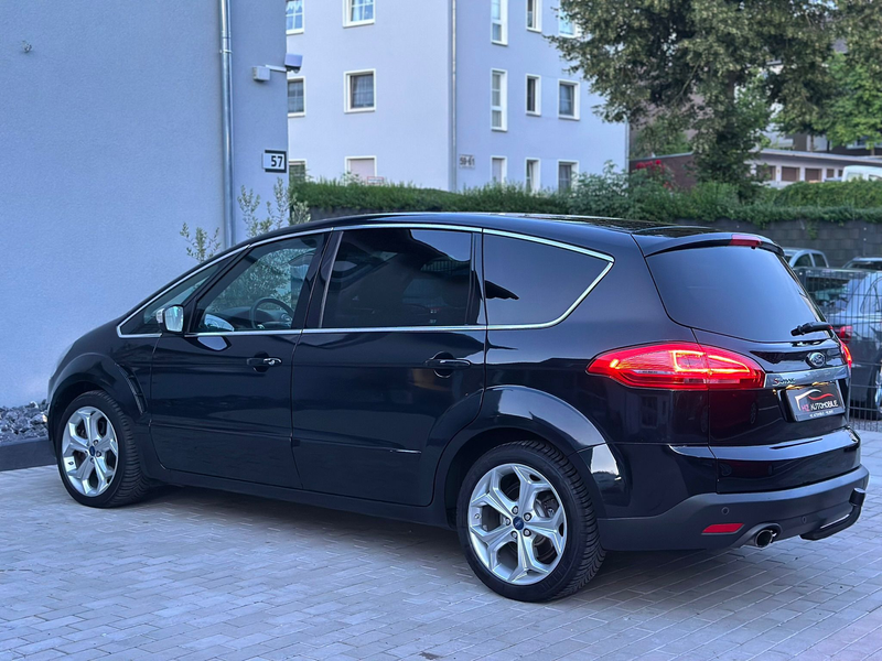 Ford S-Max Titanium *AUTOMATIK*AHK*PANO*TEMP*PDC*SHZ — photo 4