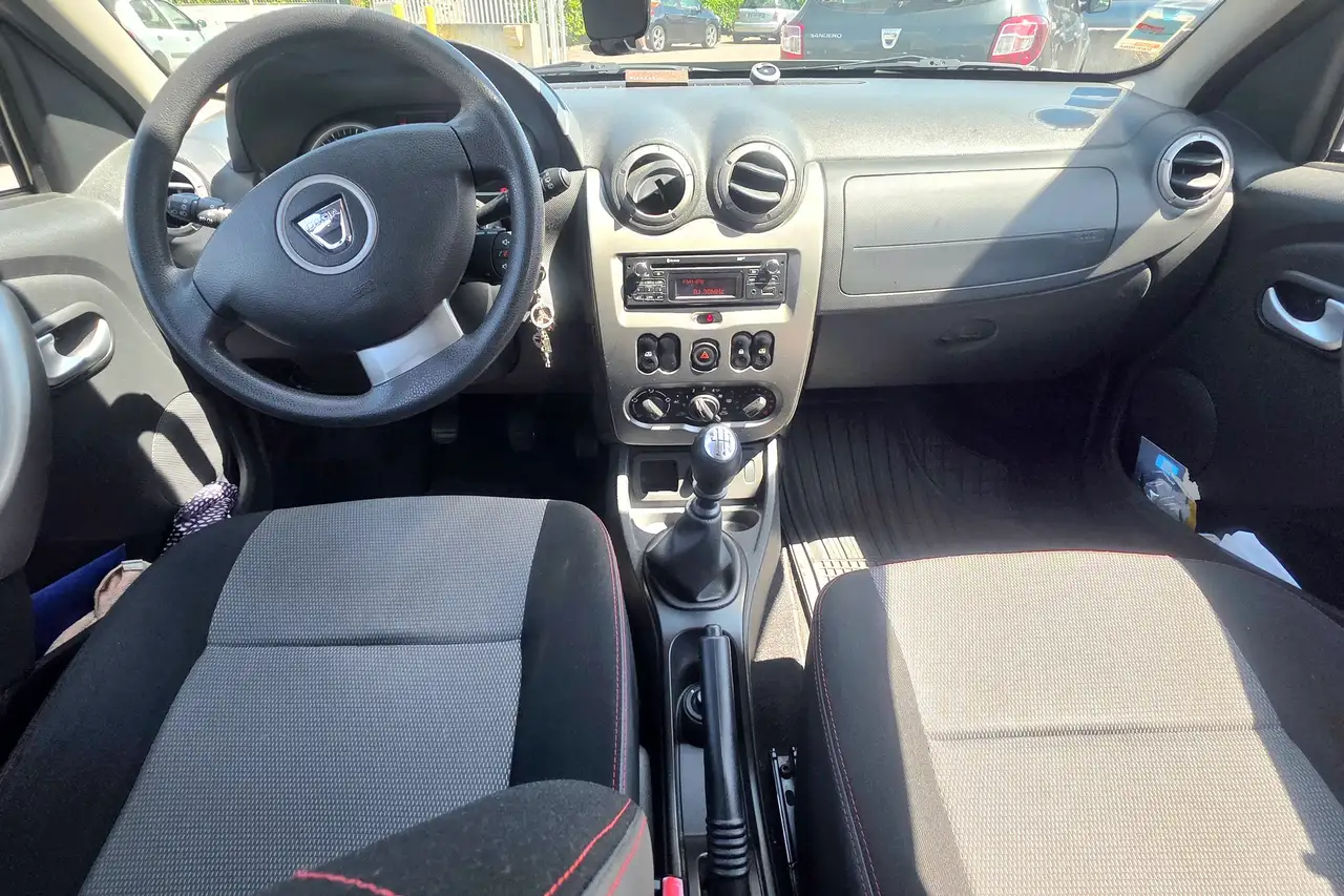 Dacia Duster — photo 9