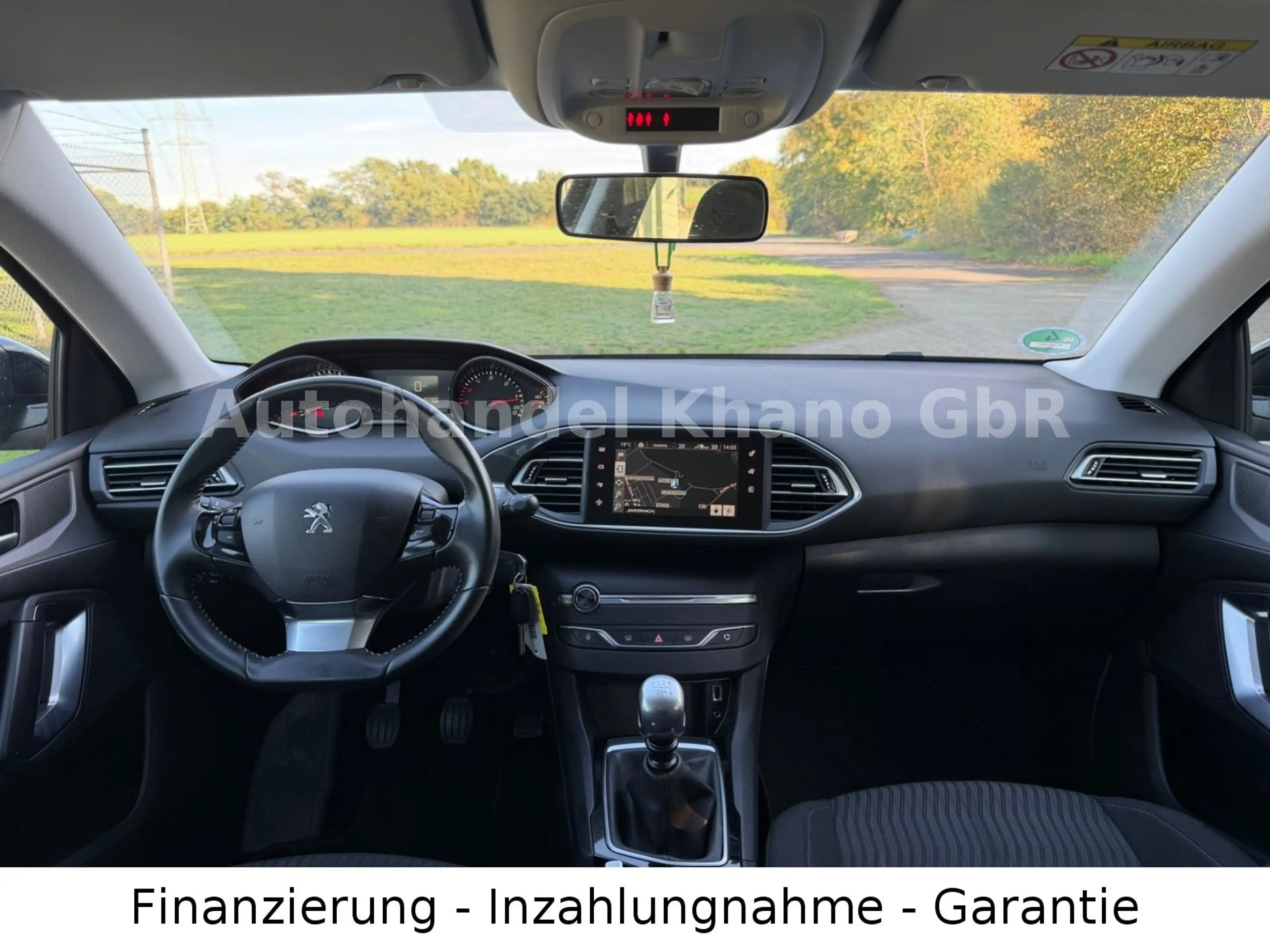Peugeot 308 Active — photo 12