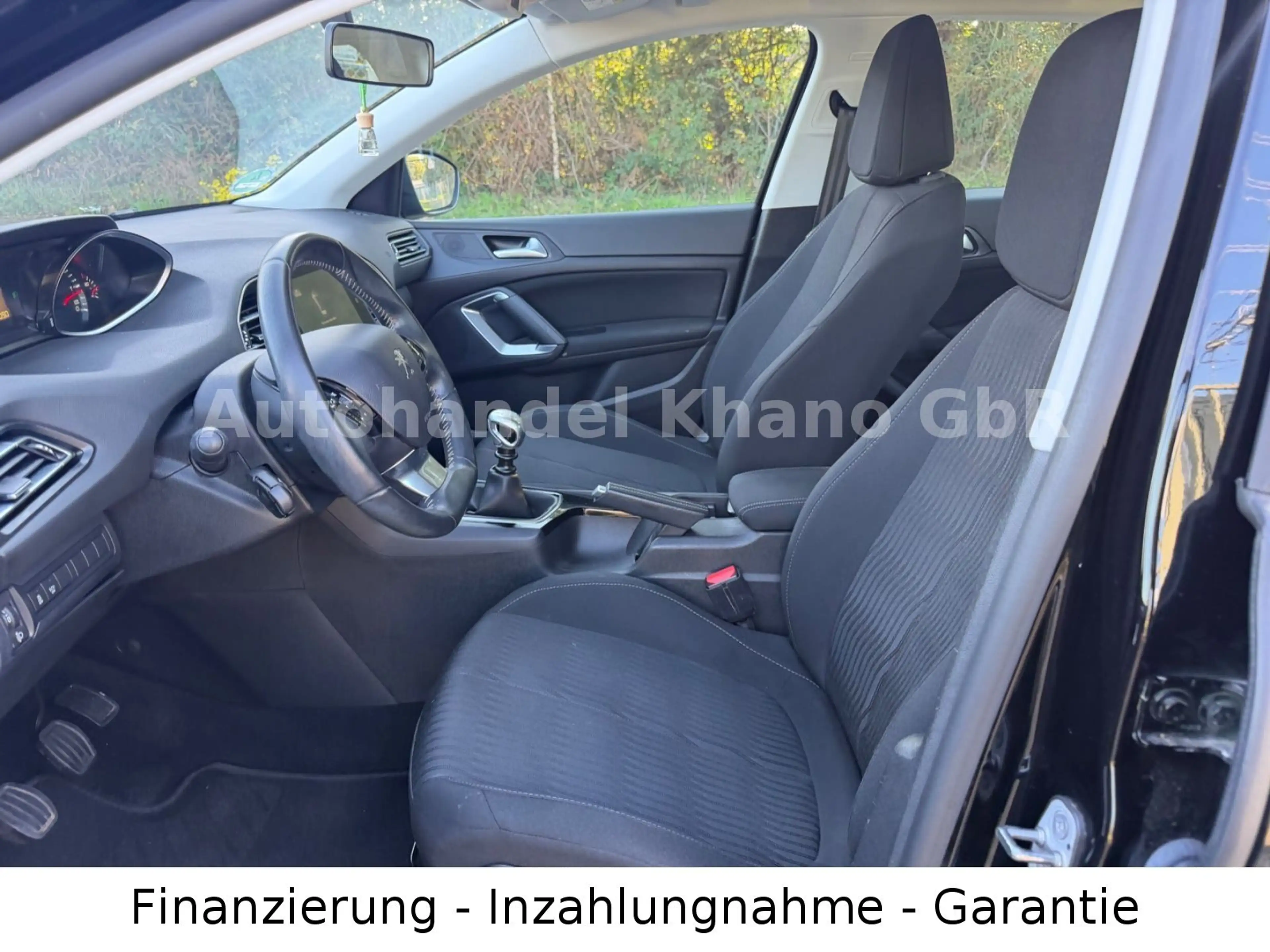 Peugeot 308 Active — photo 6