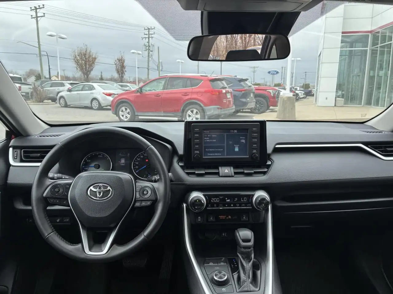 Toyota RAV 4 снимка Toyota RAV 4
