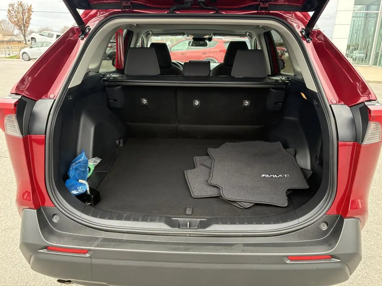 Toyota RAV 4 снимка Toyota RAV 4