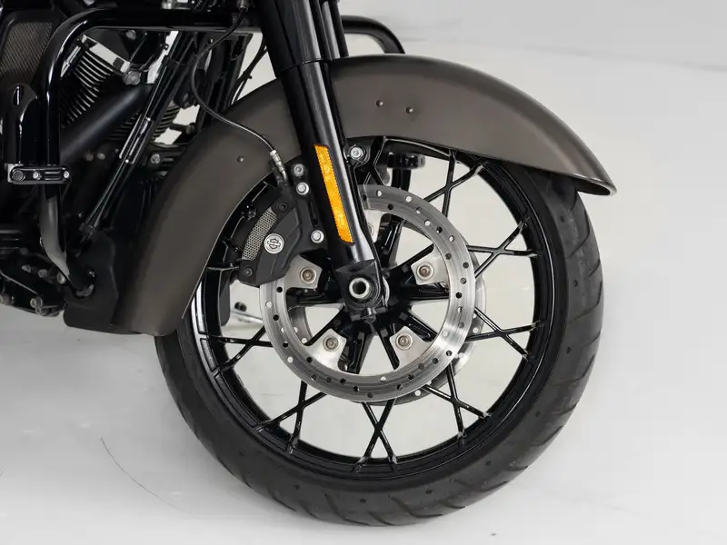 Harley-Davidson Street Glide - foto 7