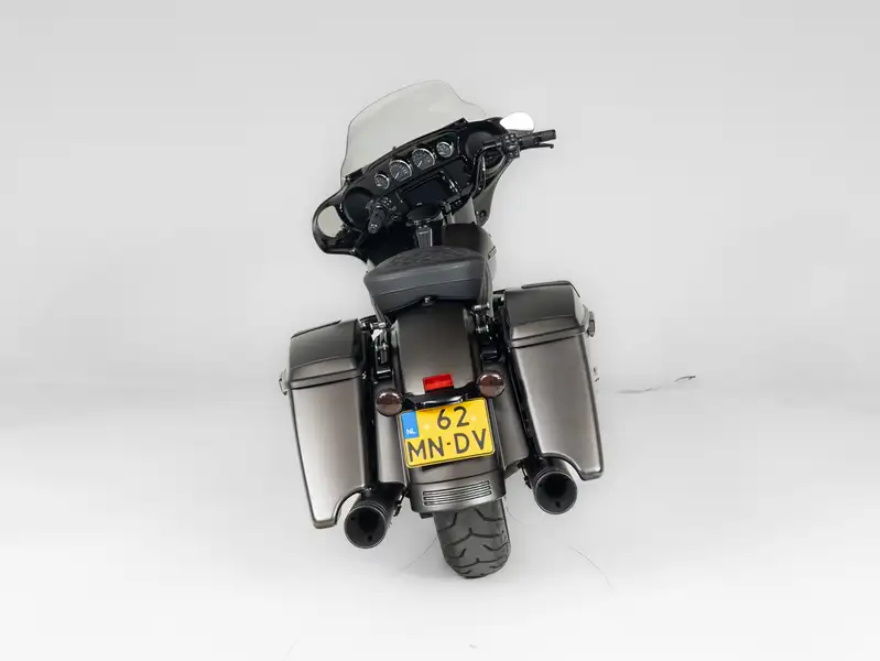 Harley-Davidson Street Glide - foto 3