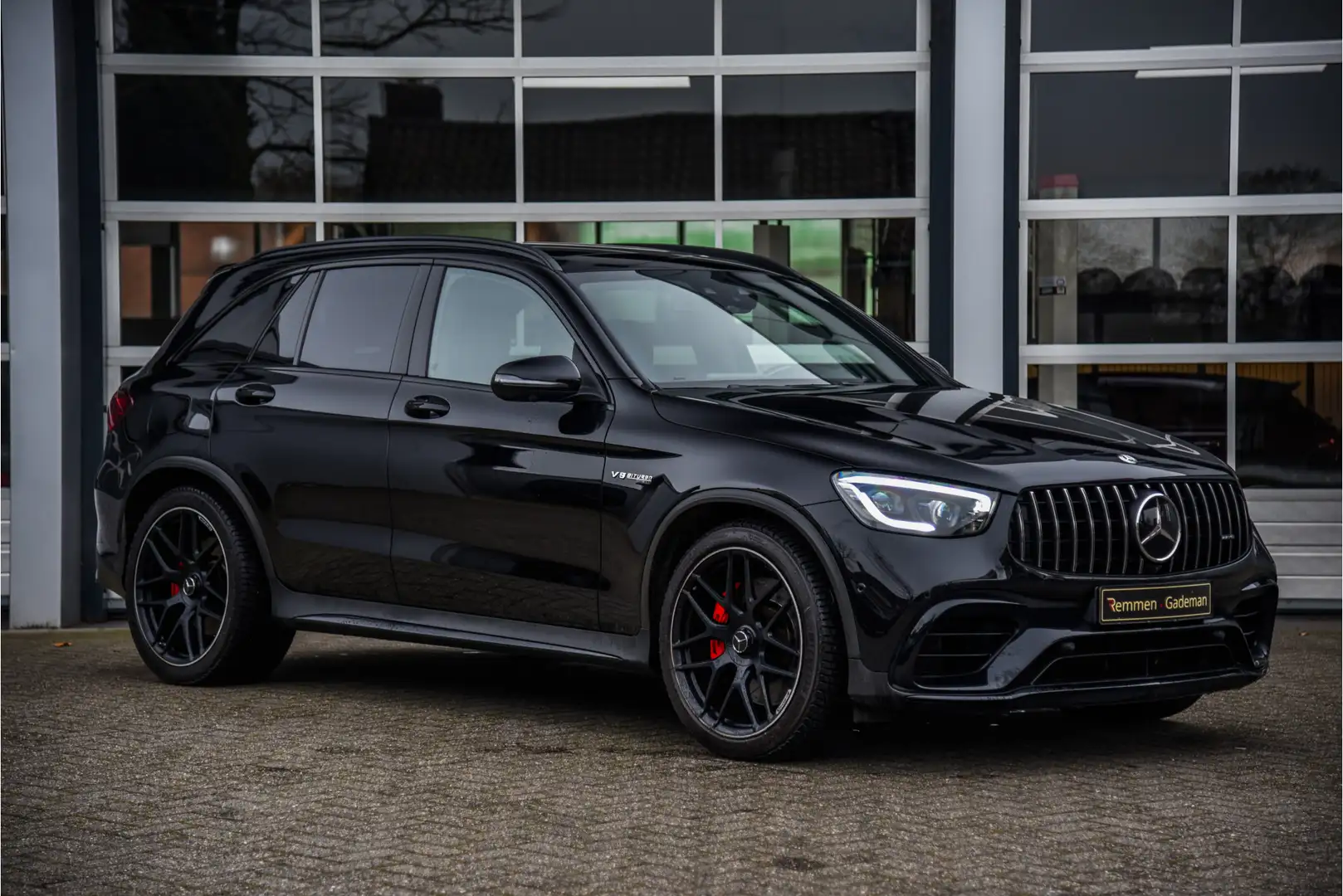 Mercedes-Benz GLC 63 AMG S 4MATIC+ Premium Plus * Facelift Zwart - 1