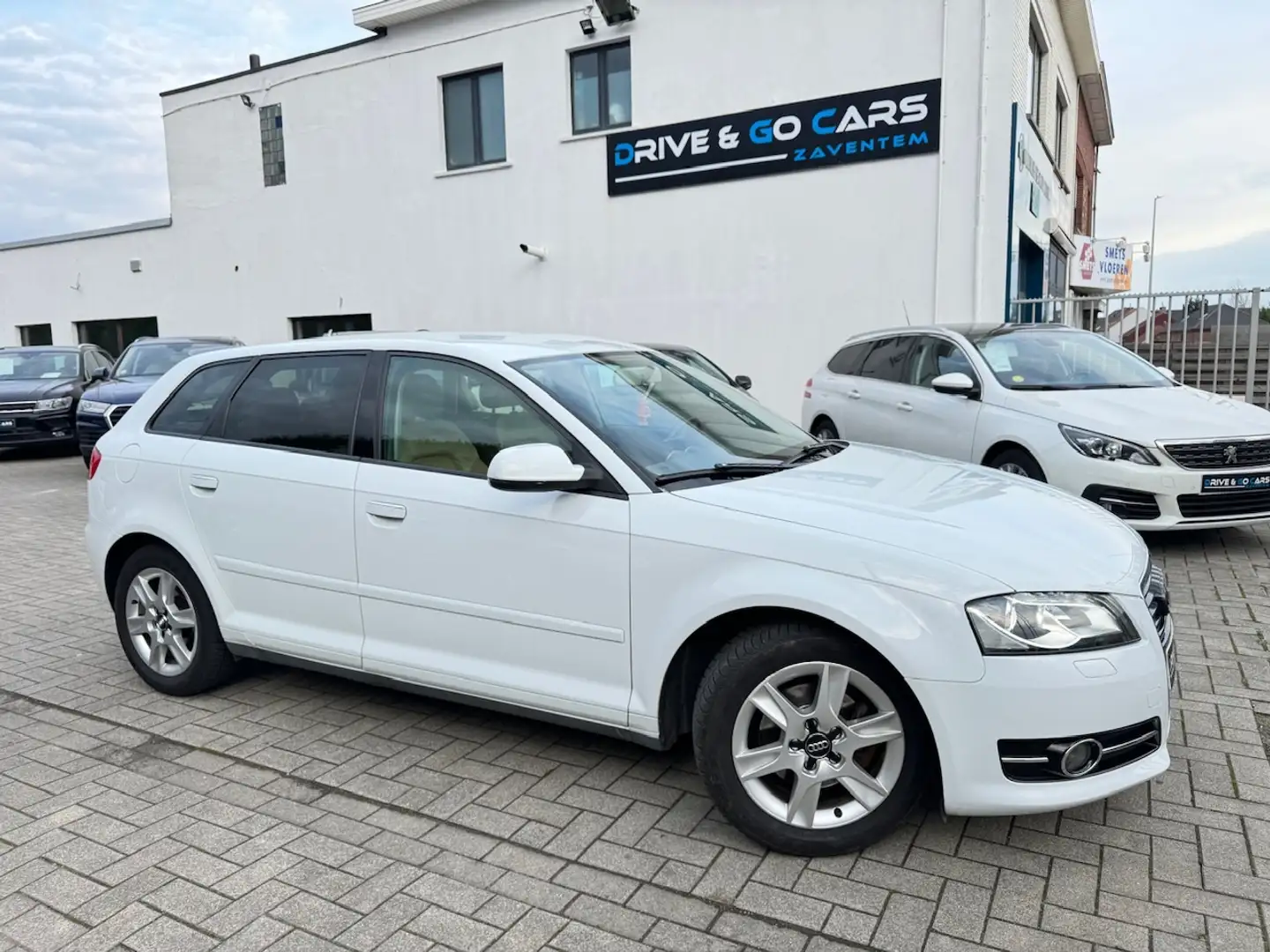 Audi A3 2.0 TDi 140PK Xenon Blanc - 1